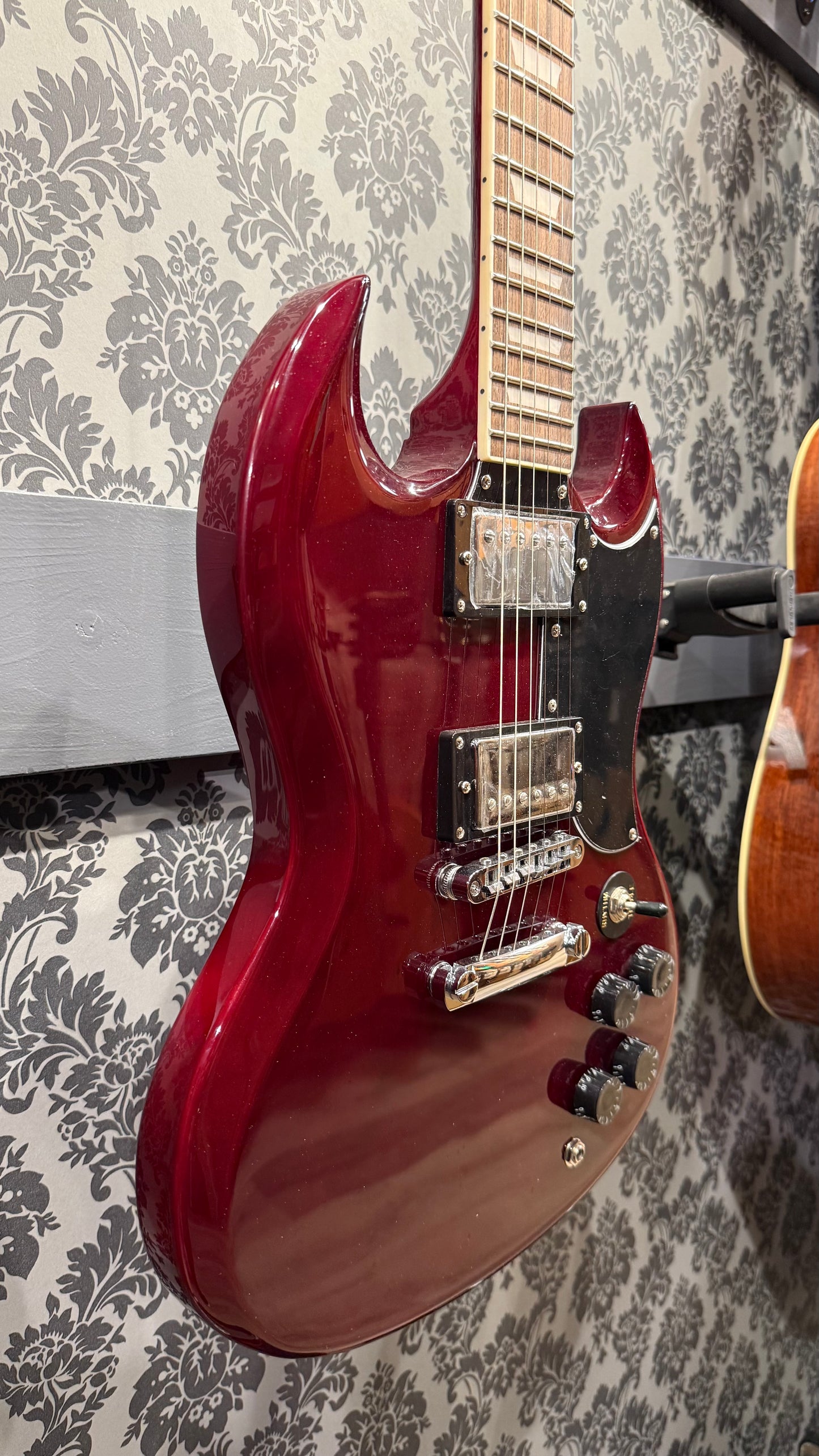 Eko DV-300 Red