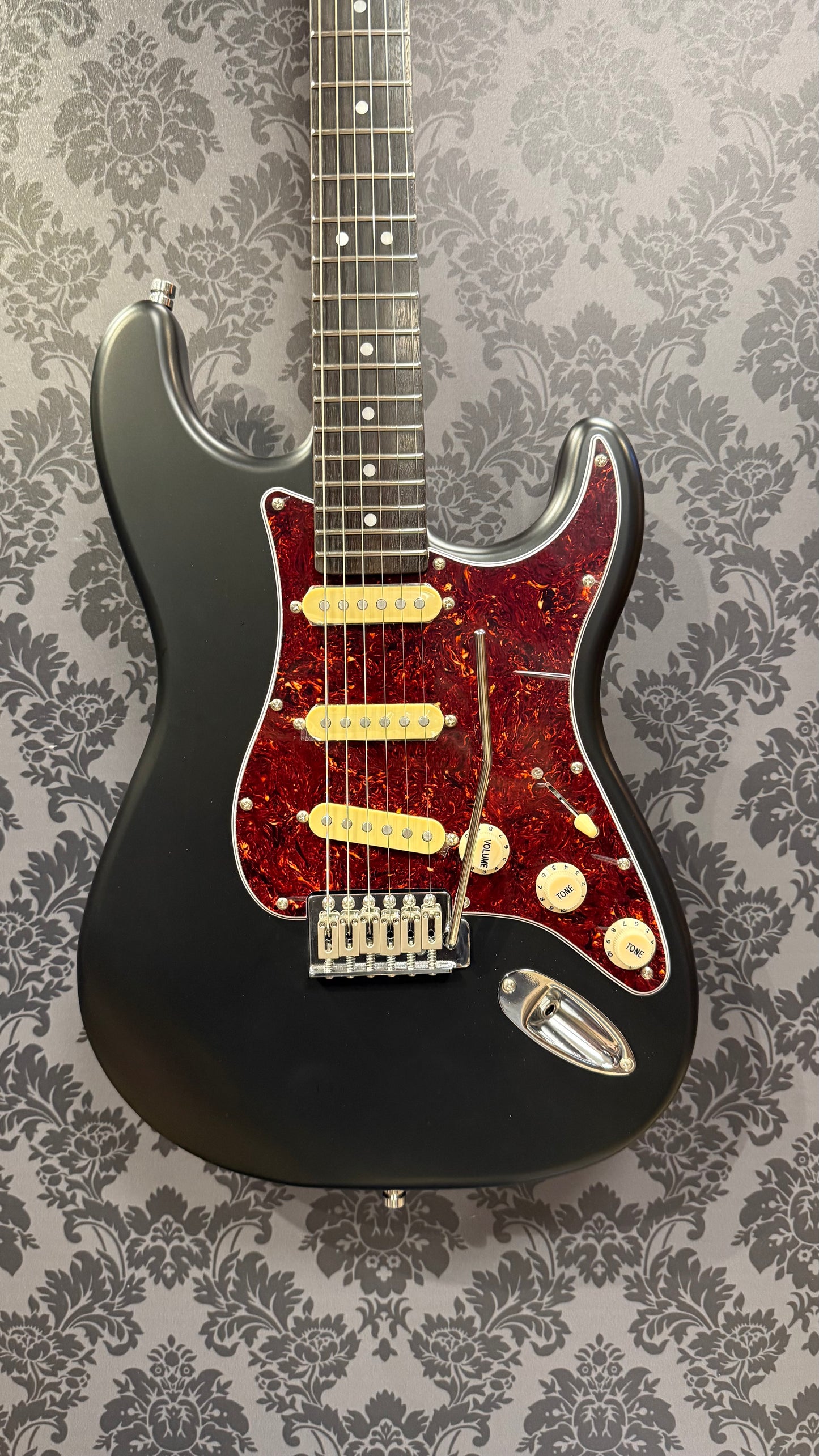Patina Guitars PS-3 LPB S-style Electric Guitar SSS
