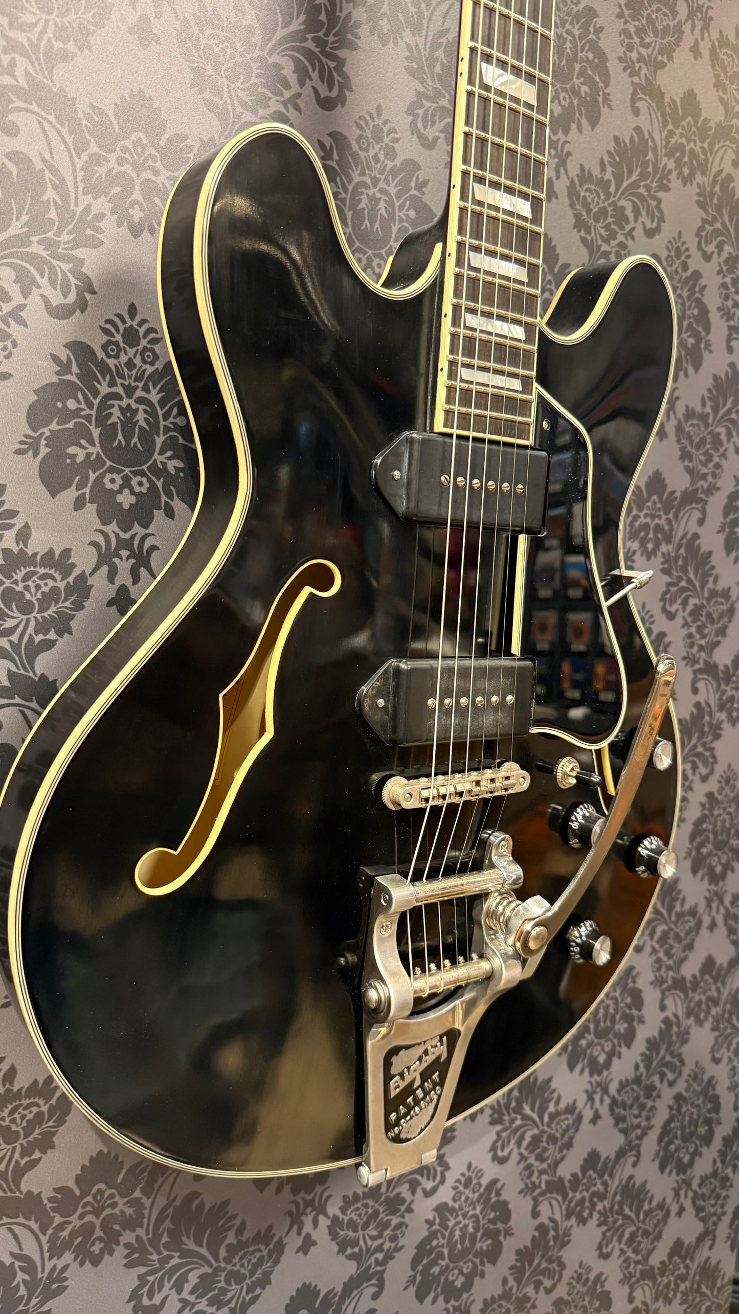 Eastman T64/TV LTD- truetone vintage gloss black (occasion)