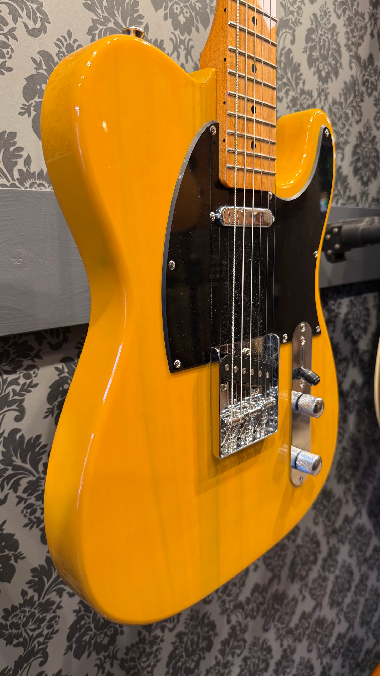 Eko TL-401 Butterscotch Tribute