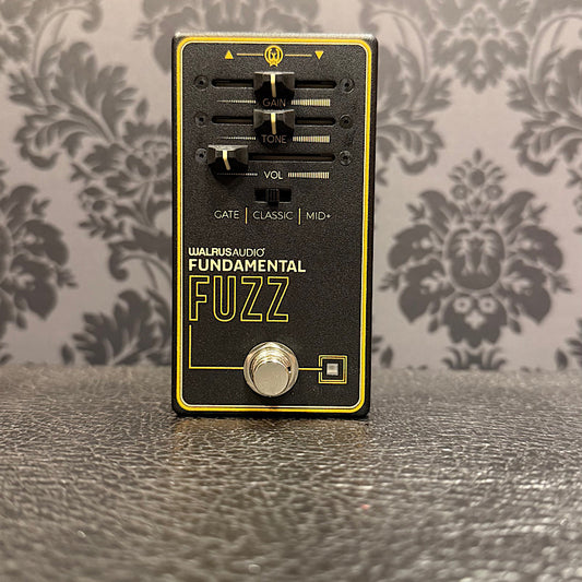 Walrus Audio Fundamental Fuzz