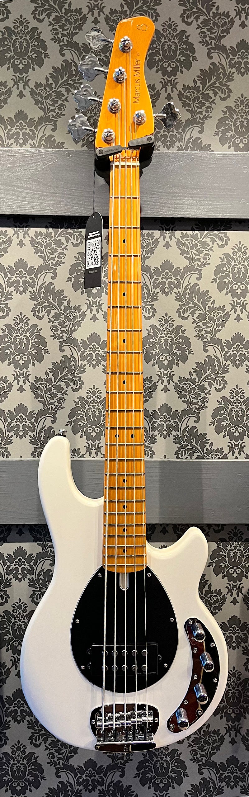 Sire Z3 5/AWH Z-Series Marcus Miller mahogany 5-string active bass