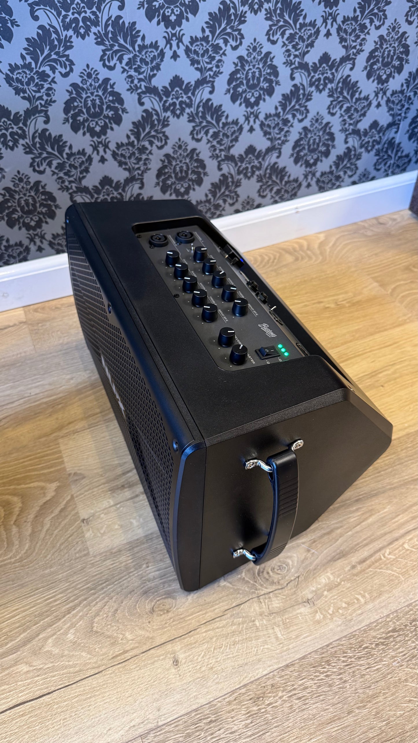 NUX NBA-Busking 200FR Powered FRFR Speaker