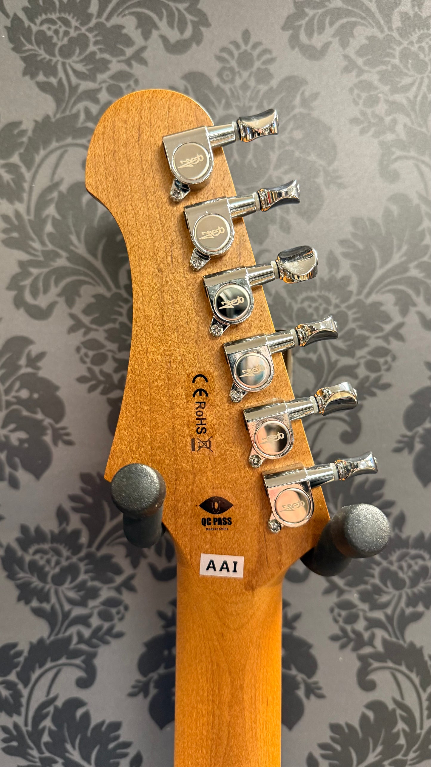 JET Guitars JS400 SB