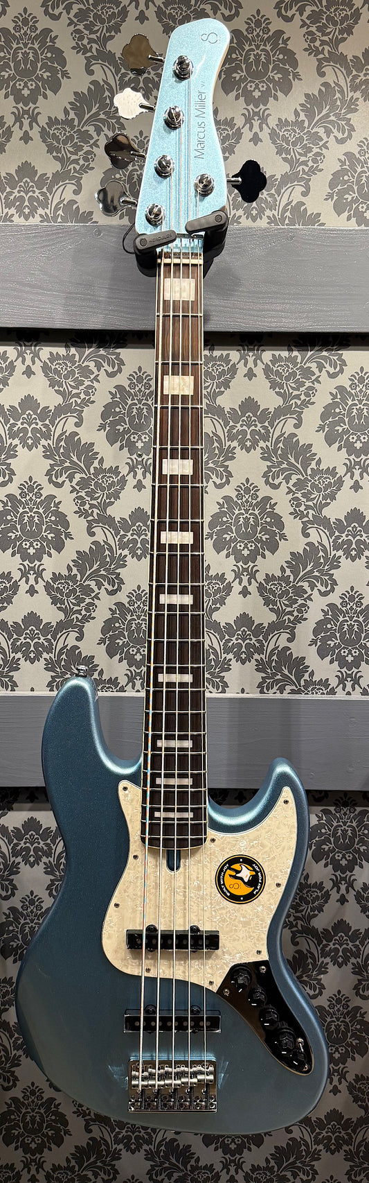 Sire V7+ A5/LPB Lake Placid Blue