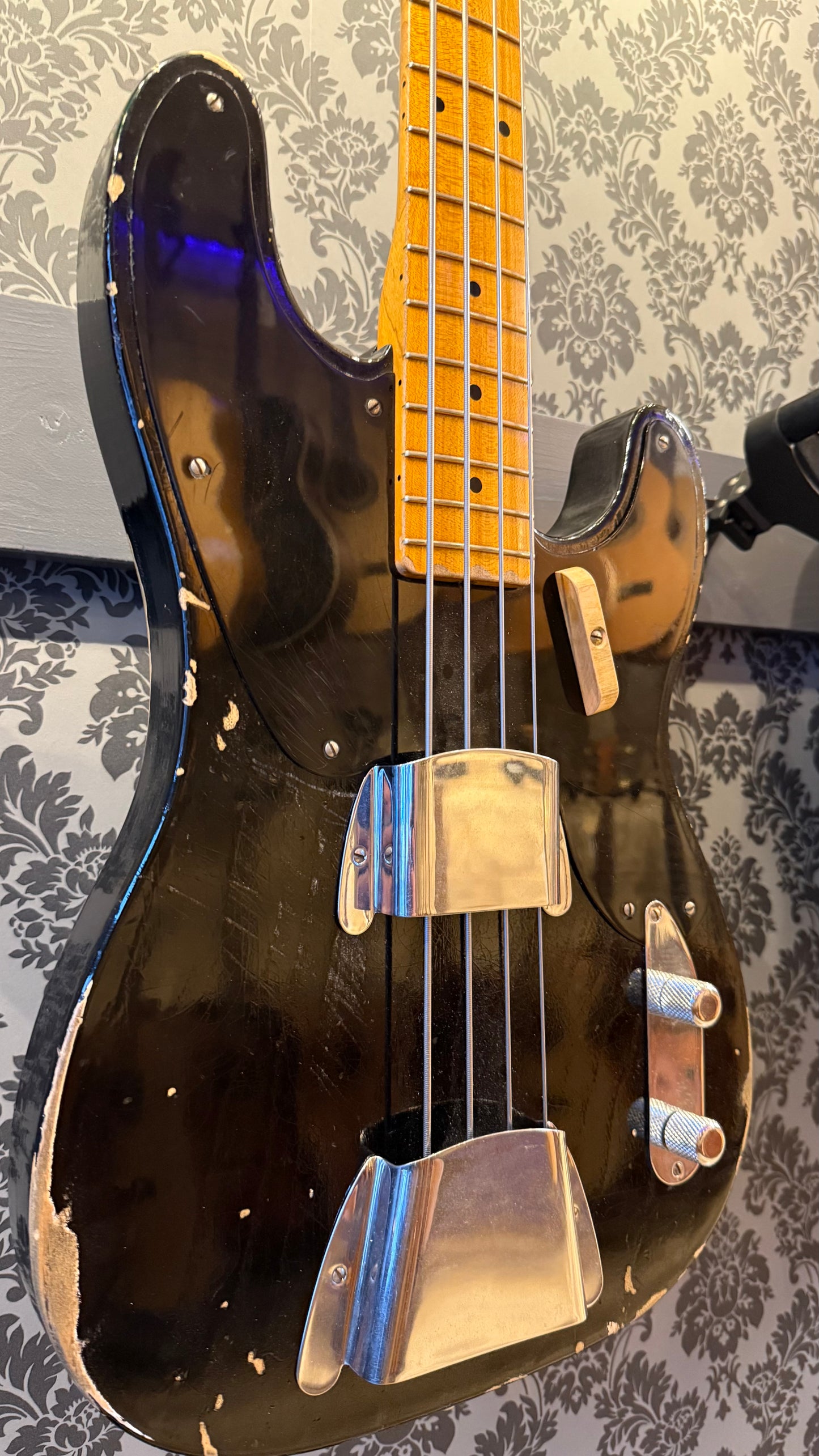 Fender '51 Precision bass LTD Black Relic Custom Shop, incl Case (occasion)