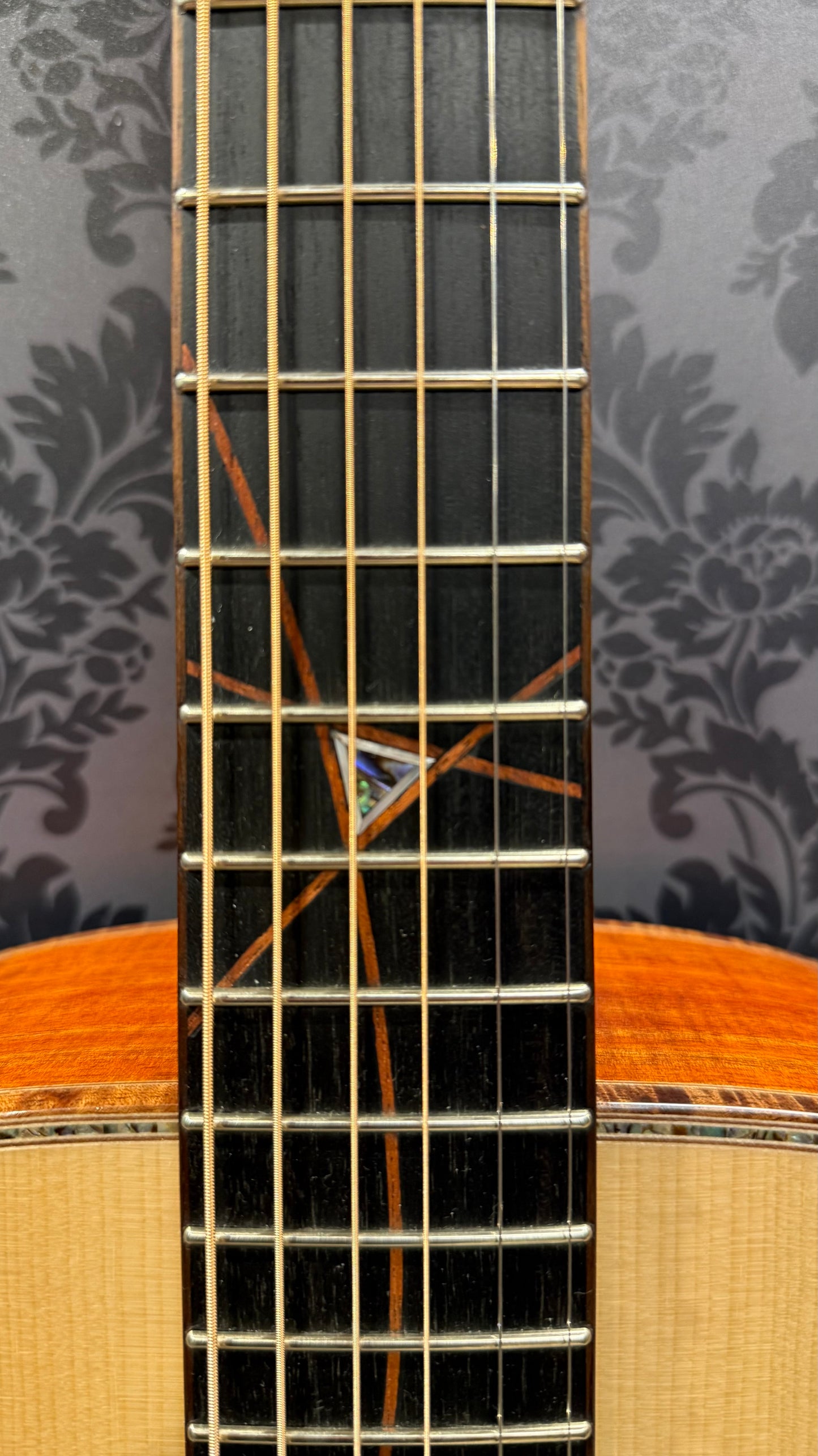 Cort Abstract Limited Koa/Spruce incl. case (occasion)