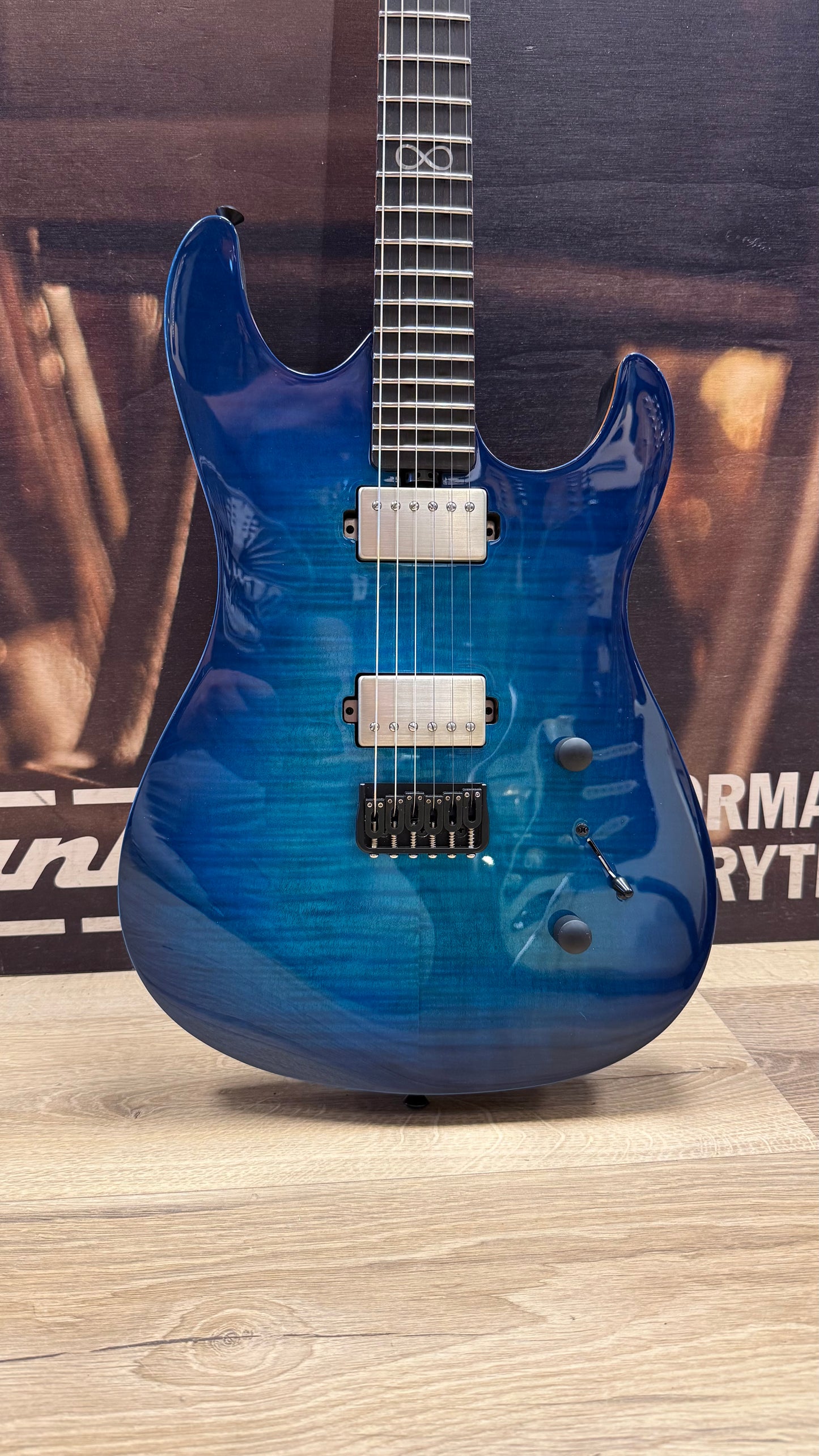 Chapman Scout Legacy Sky Burst + Gigbag