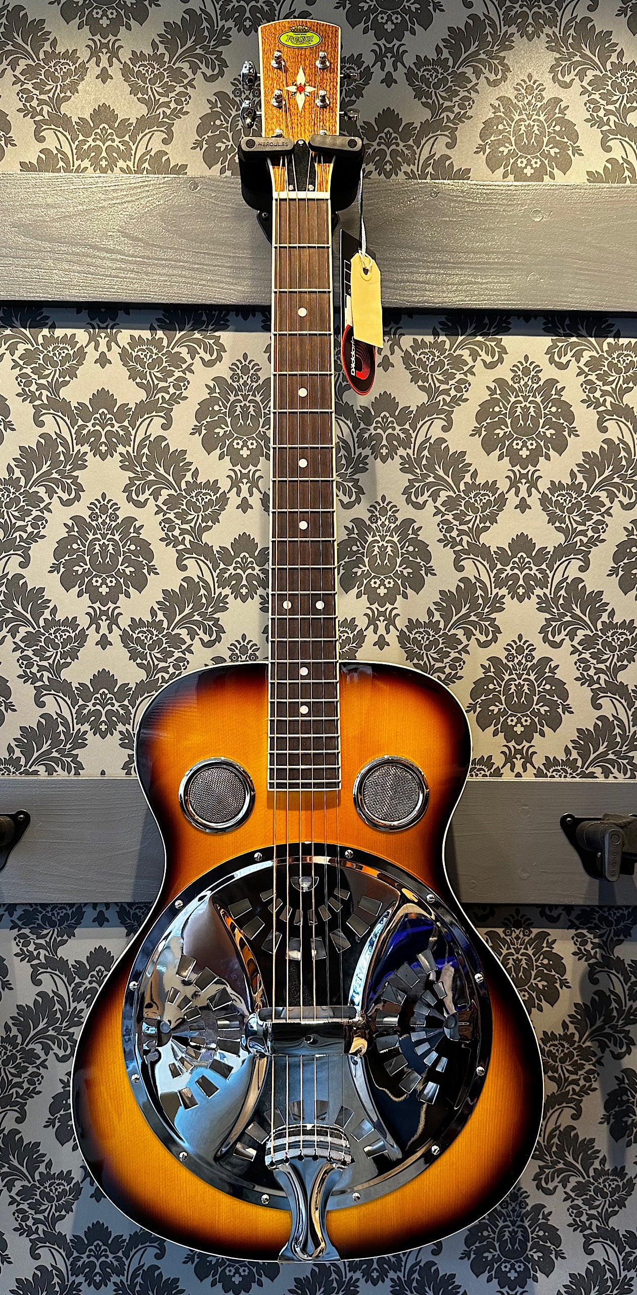 Regal RD-40 Resonator