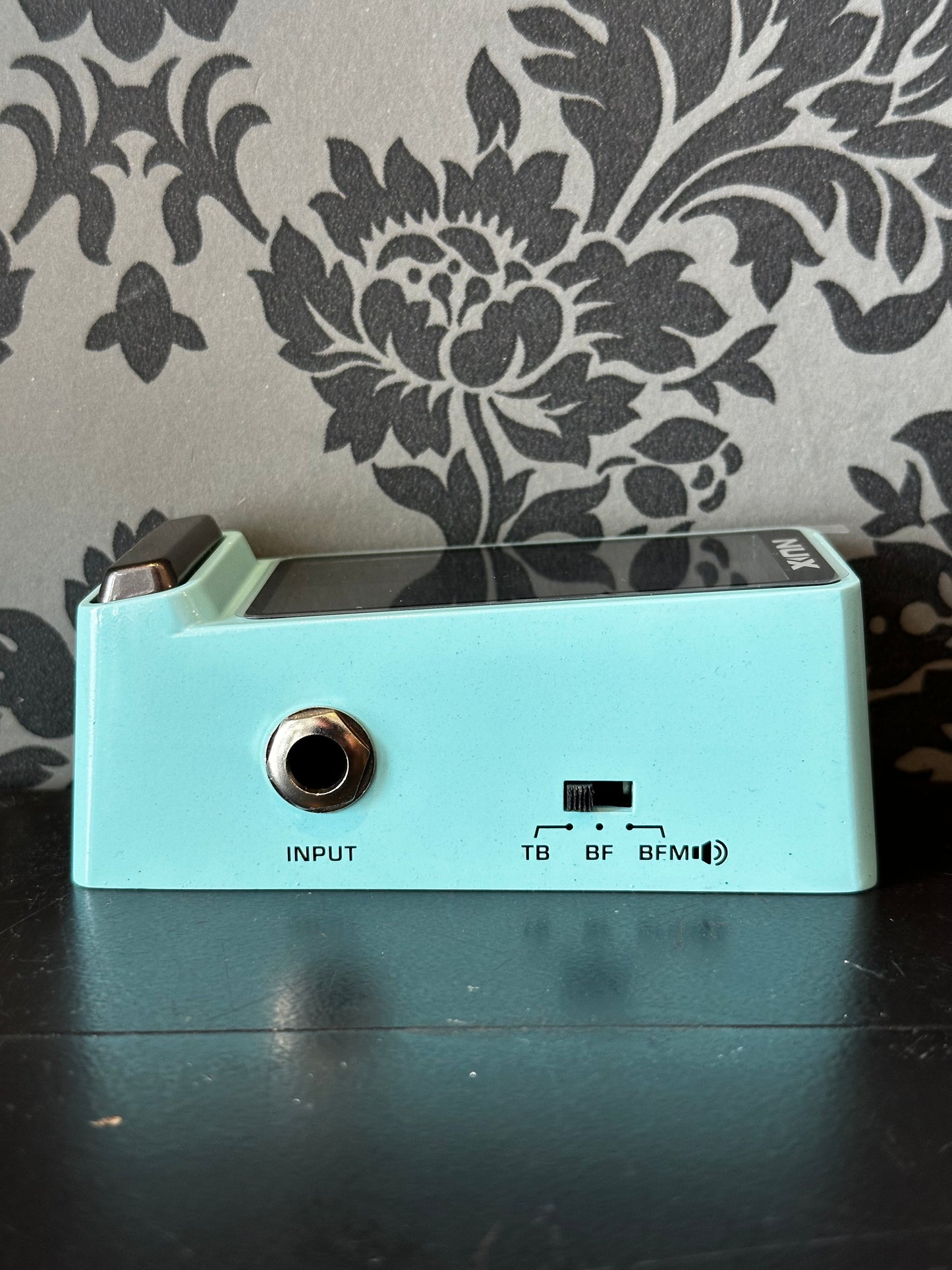 NUX NTU-3 MK2BU Flow Tune Blue Stage Tuner