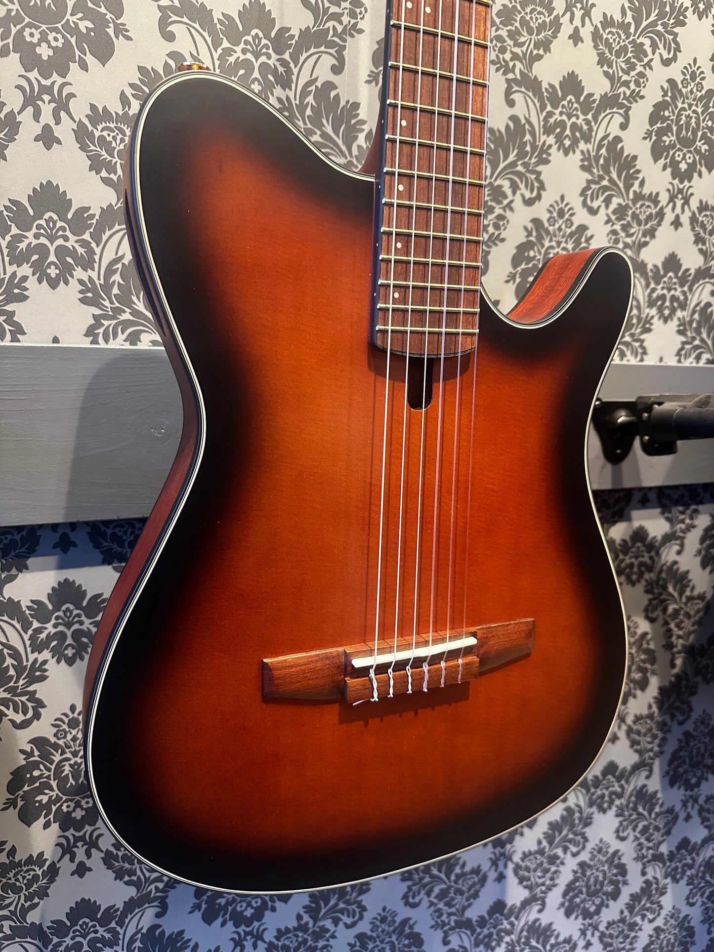 Ibanez FRH10-NBSF Brown Sunburst