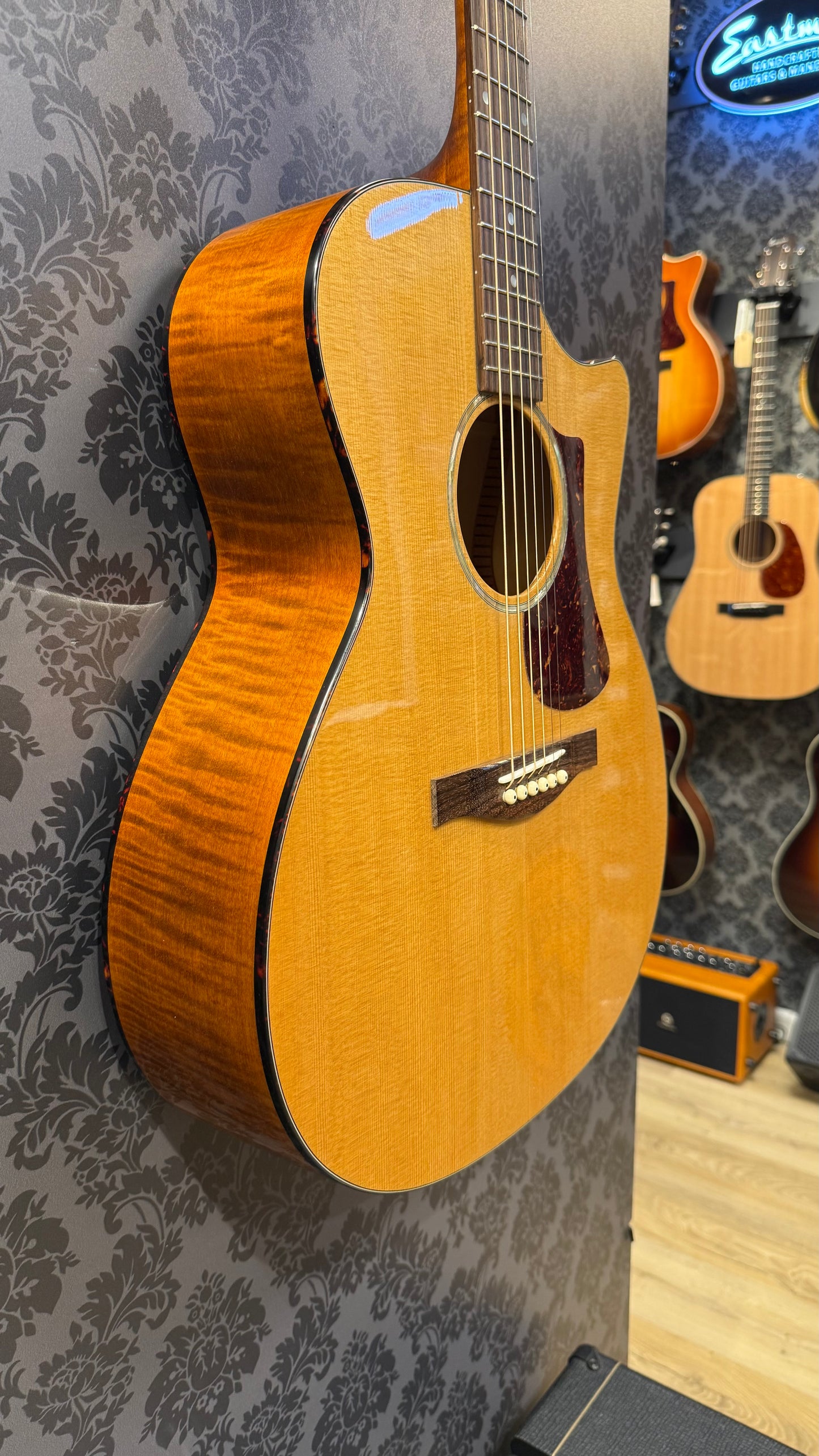 Eastman PCH3-GACE AB Amberburst Incl. gigbag
