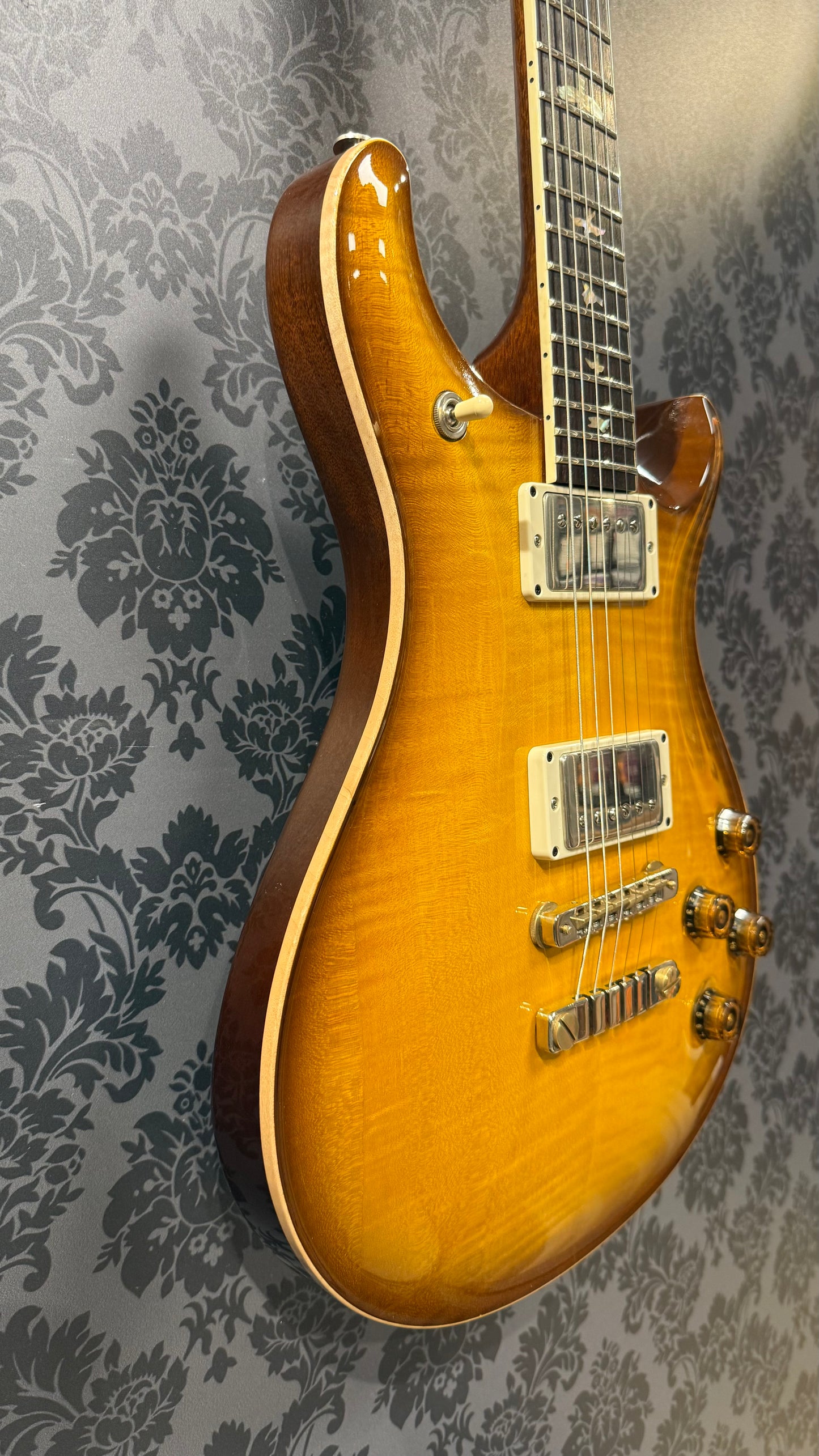 PRS McCarty 594 Sunburst 2020 incl.case (occasion)