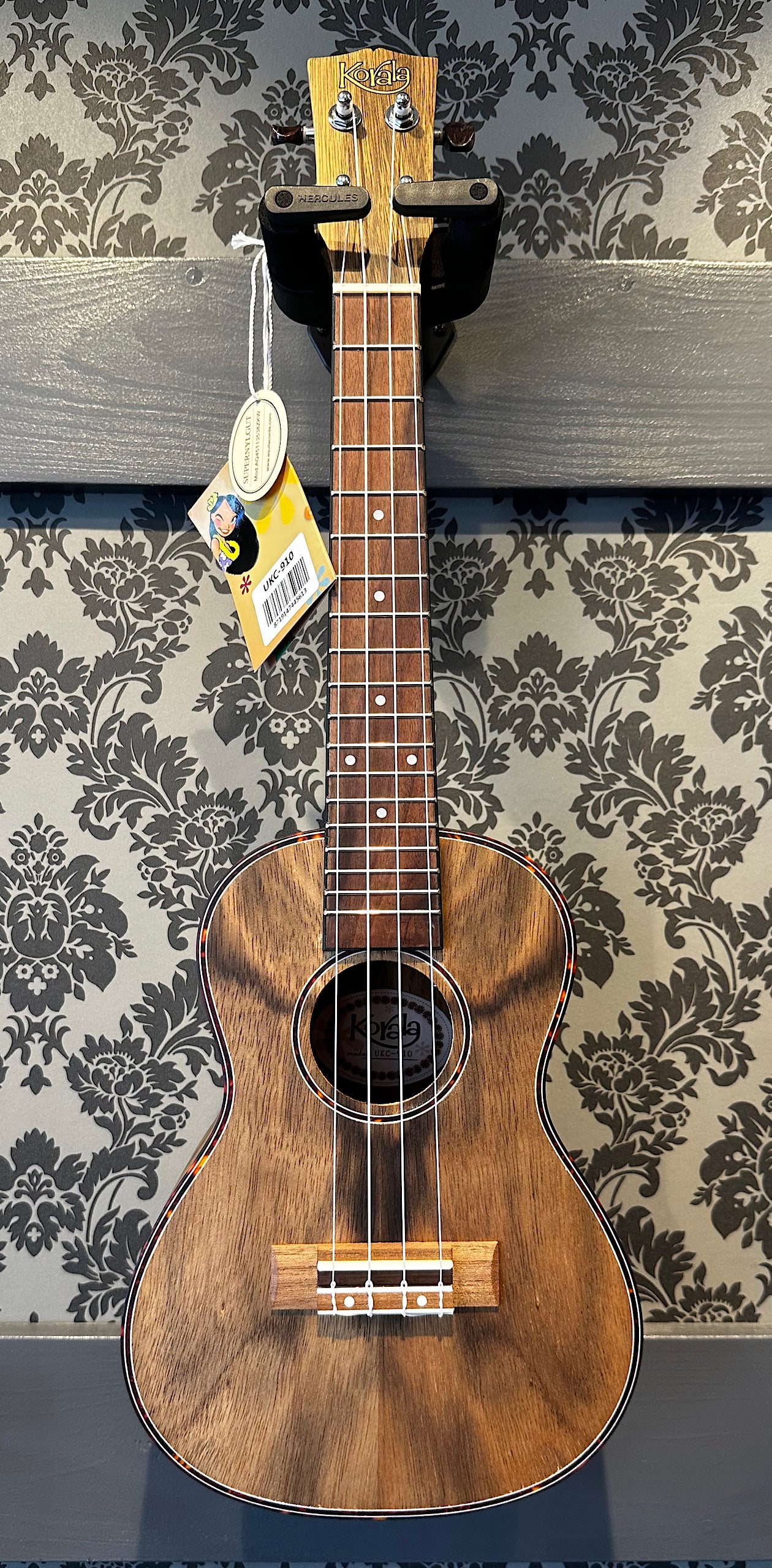 Korala UKC-910 concert ukulele