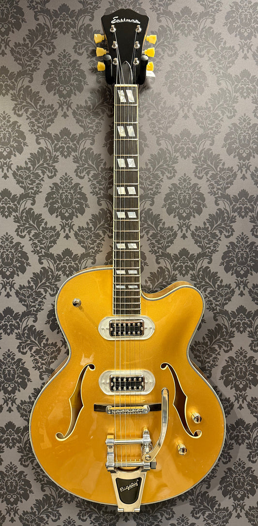 Eastman T58-GD: 16" Archtop, Tonerider V-trons,Bigbsy,Truetone Gloss Gold (incl.bag)