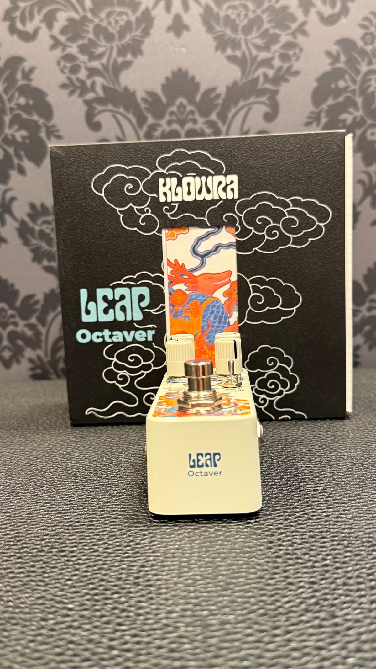 Klowra Leap Octave/Freeze effect pedal