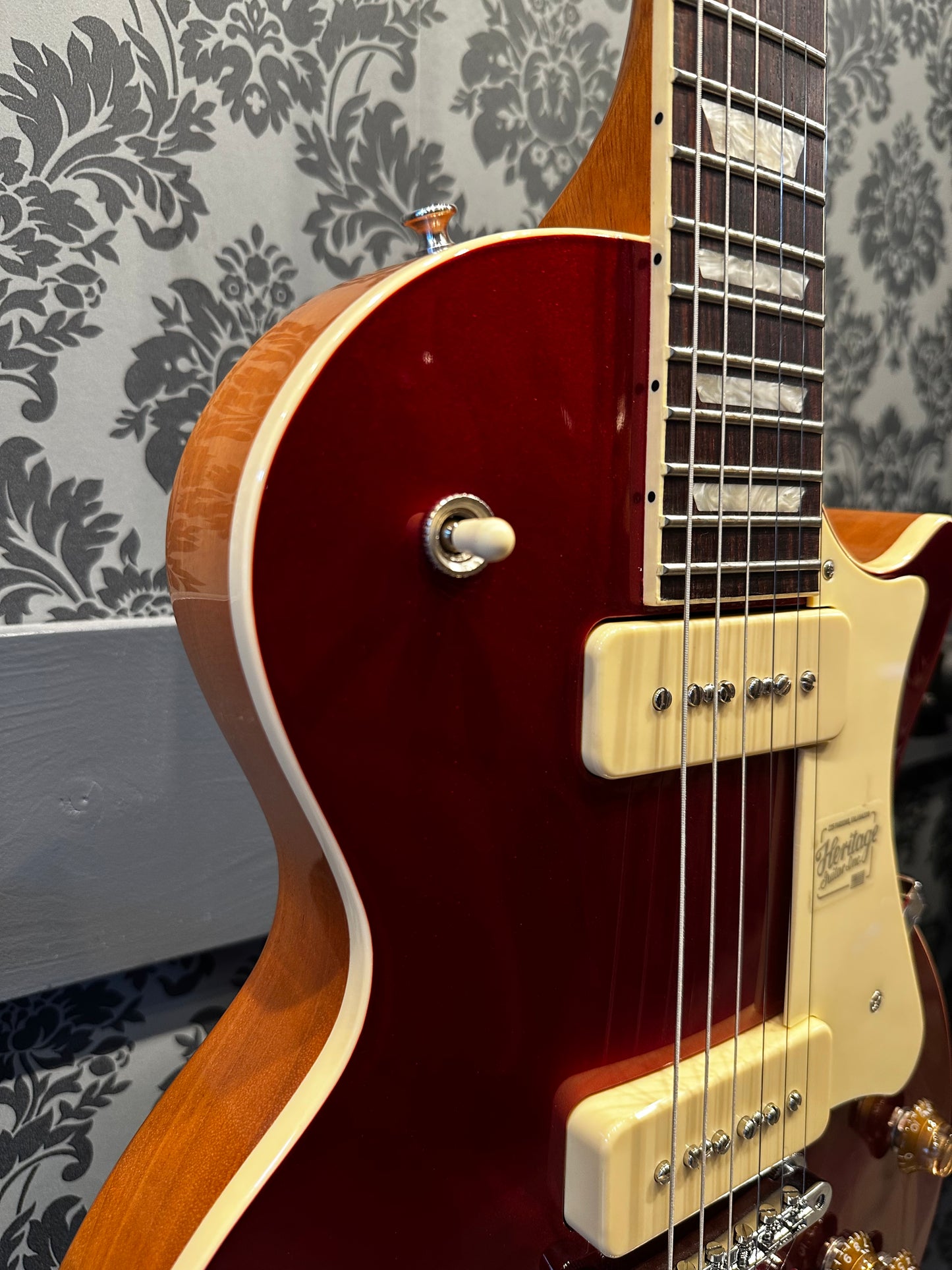 Heritage H-150 Standard P90 Cherry Incl. Case