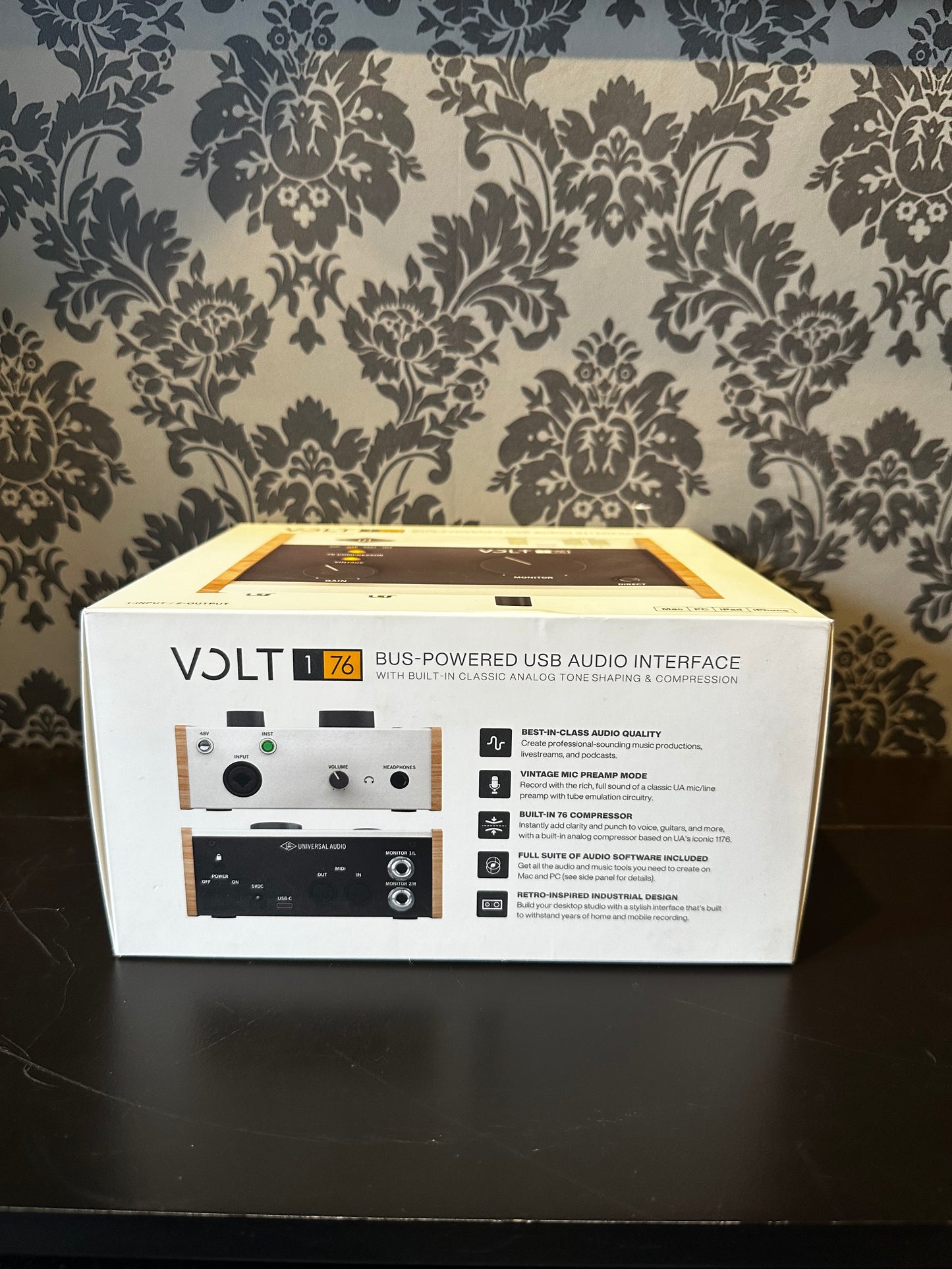 Universal Audio Volt 176