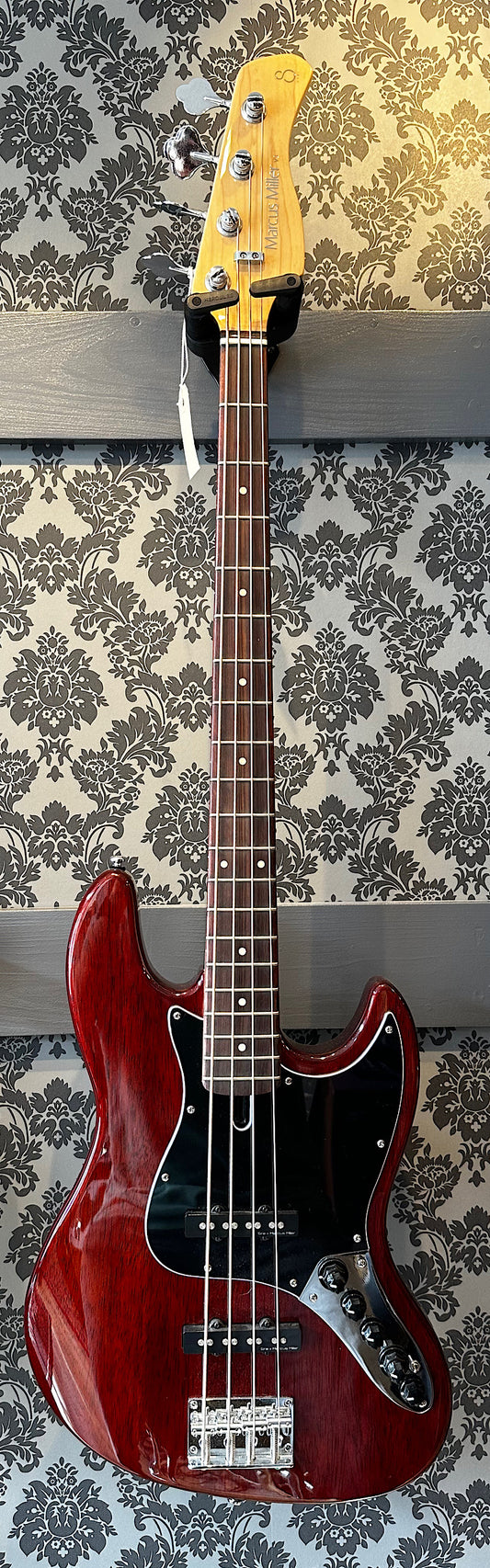 Sire Marcus Miller V3 Red