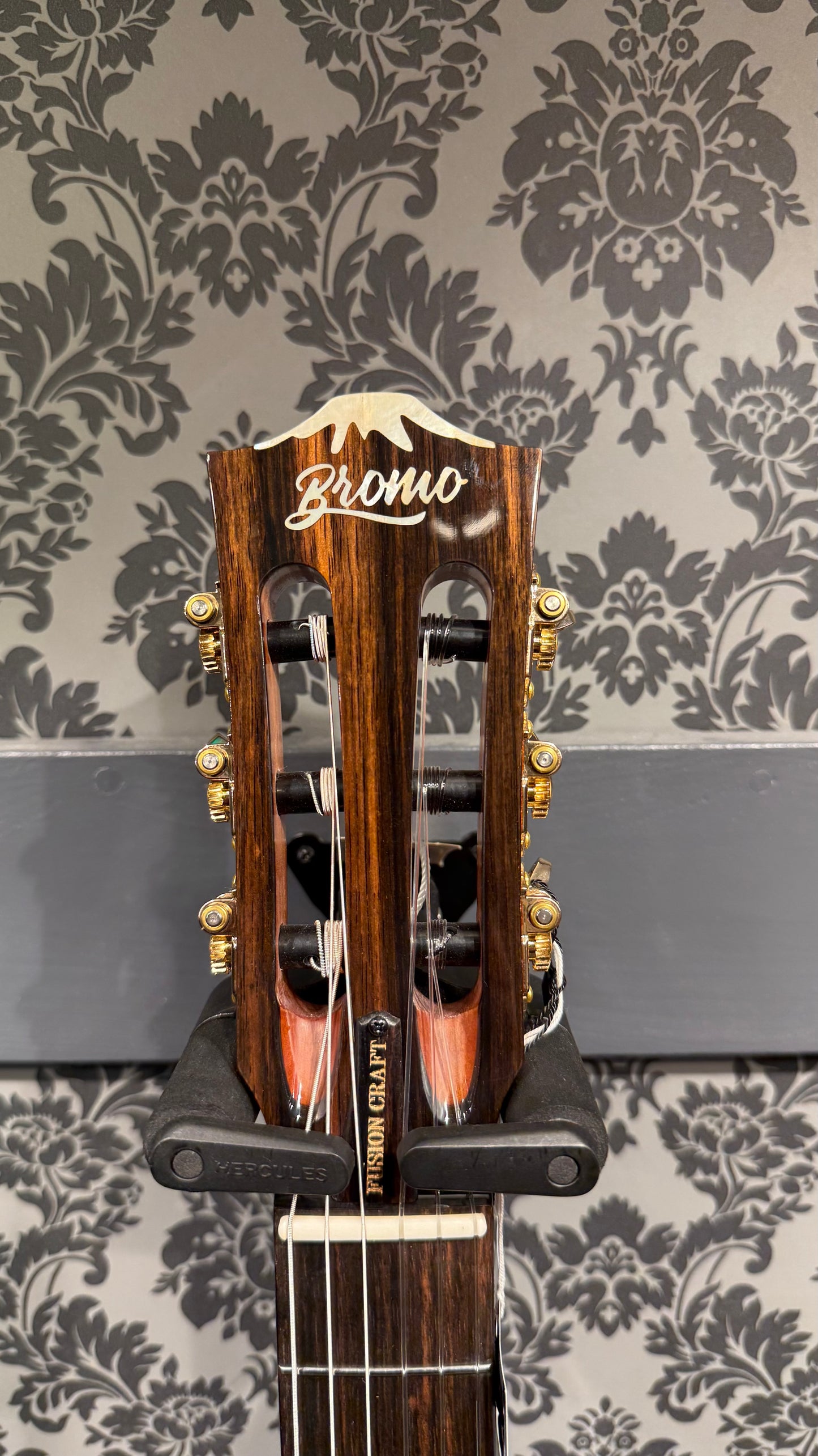 Bromo BEN2C-3TS Fusion craft incl. case