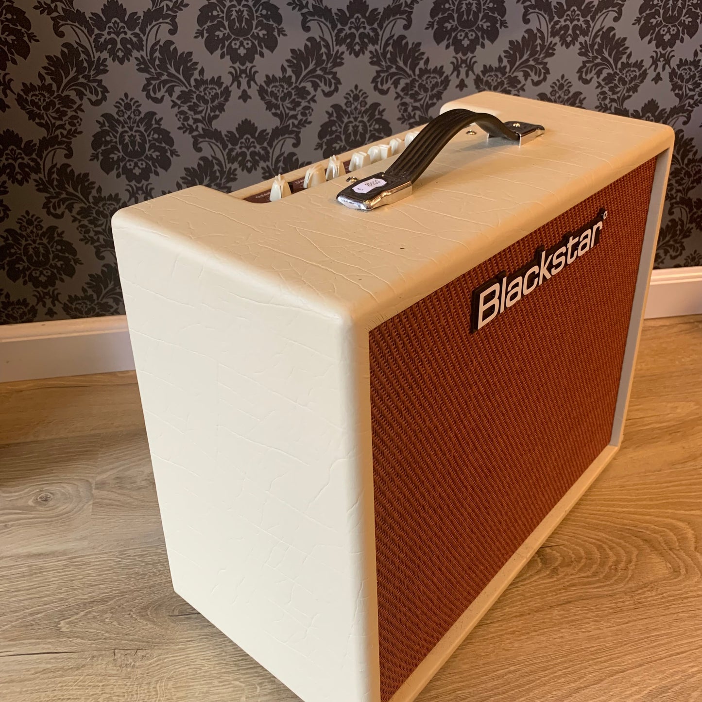 Blackstar Debut 50R Cream