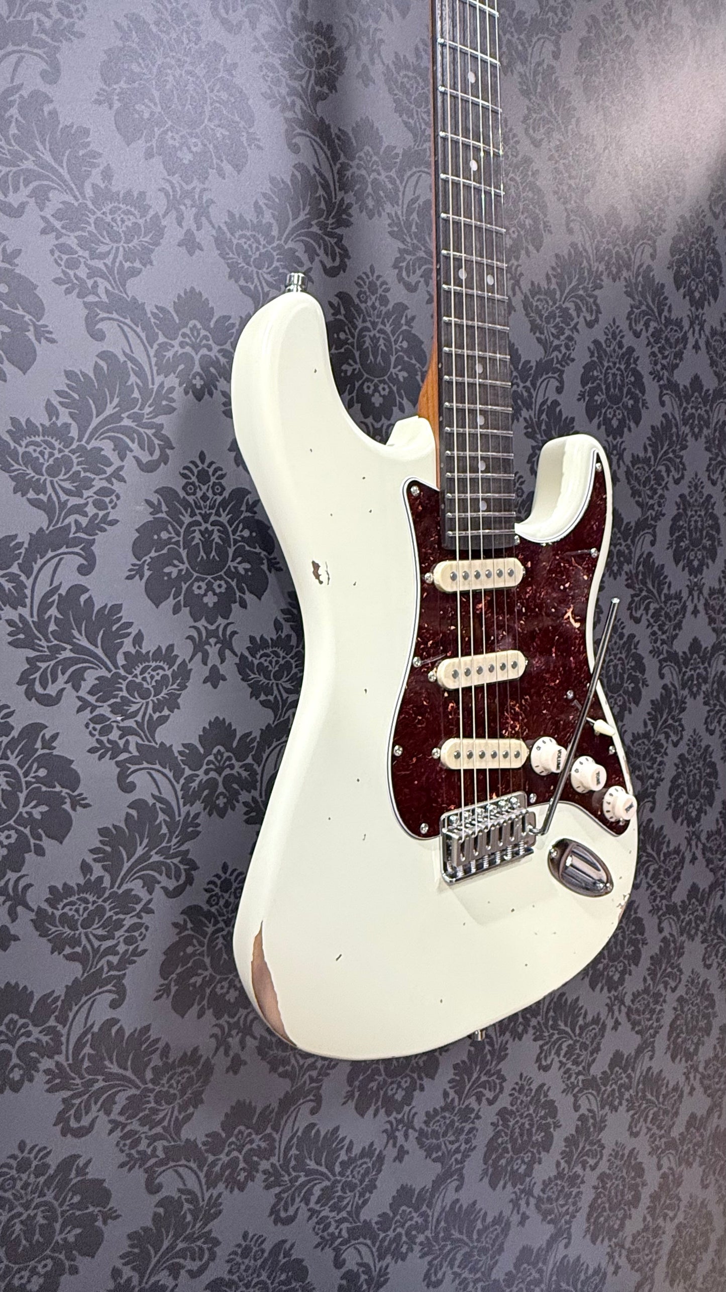 Patina Guitars PS-6 S-Type Electric Guitar in Olympic White Relic