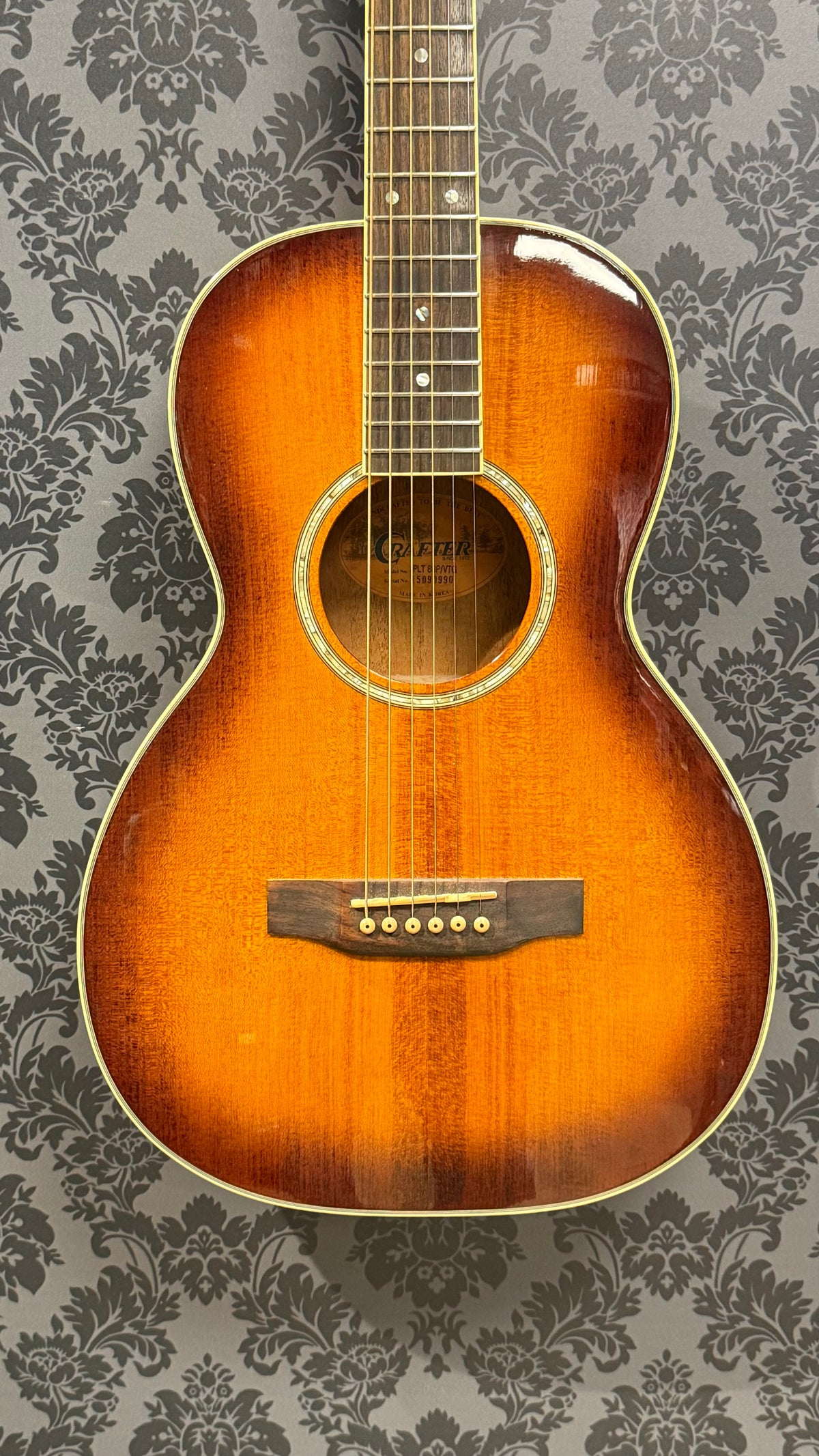 Crafter PLT-8 SP/VTG Parlour Guitar + bag (occasion)