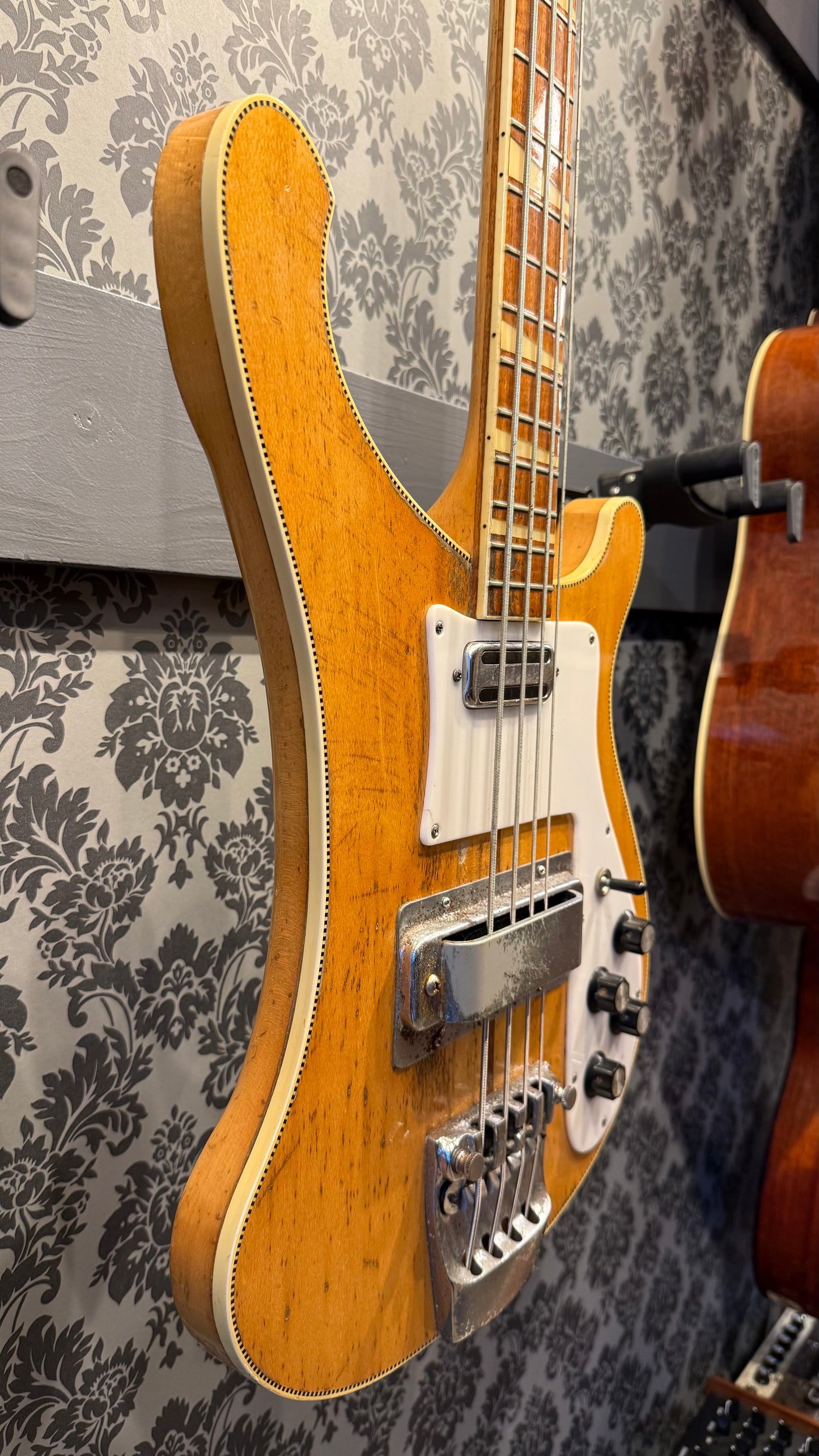 Rickenbacker 4001 Mapleglo with Checkerboard Binding 1973 (occasion)