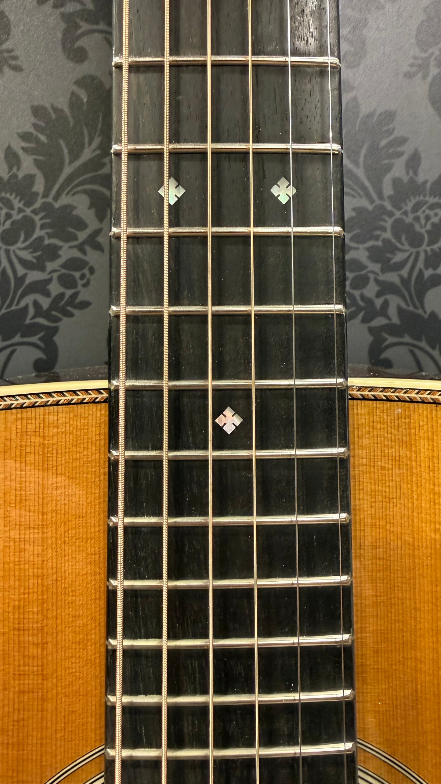 Eastman E20 OM MR TC incl.case (B-Stock)