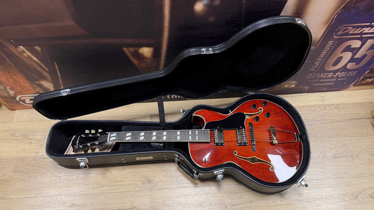 Eastman AR372CE Vintage Cherry Archtop Ken Armstrong incl. case