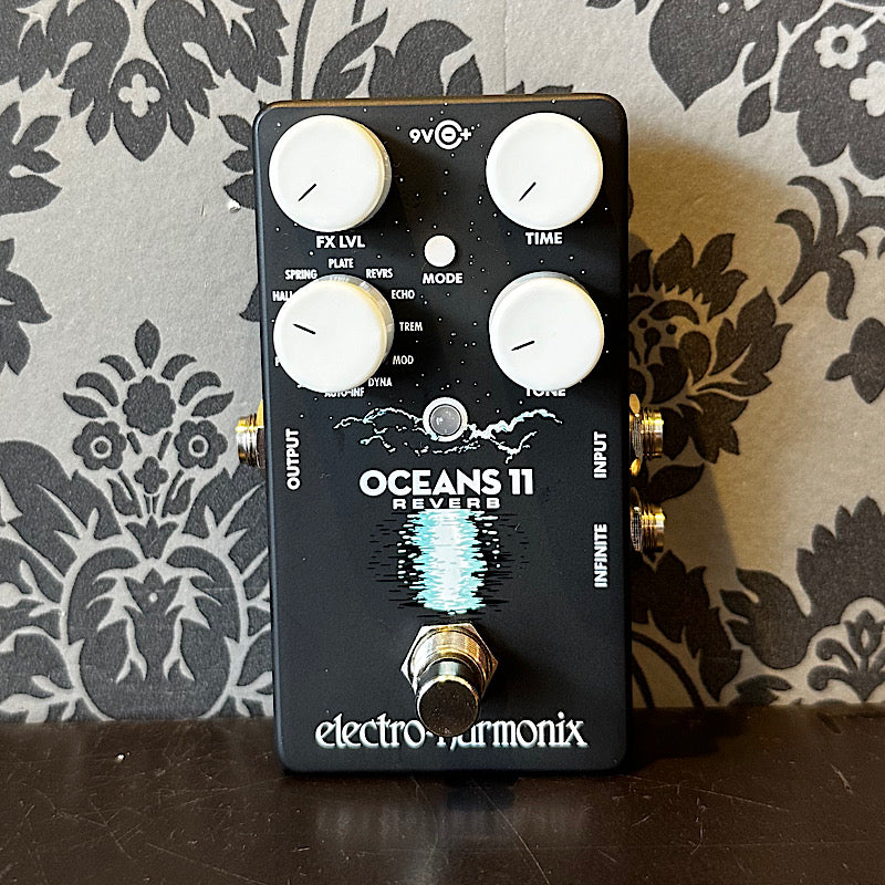 Electro Harmonix Oceanen 11