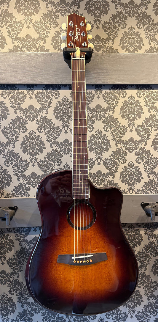 LR BAGGS AEG­1 Acoustic Electric Guitar­ Sunburst incl. bag