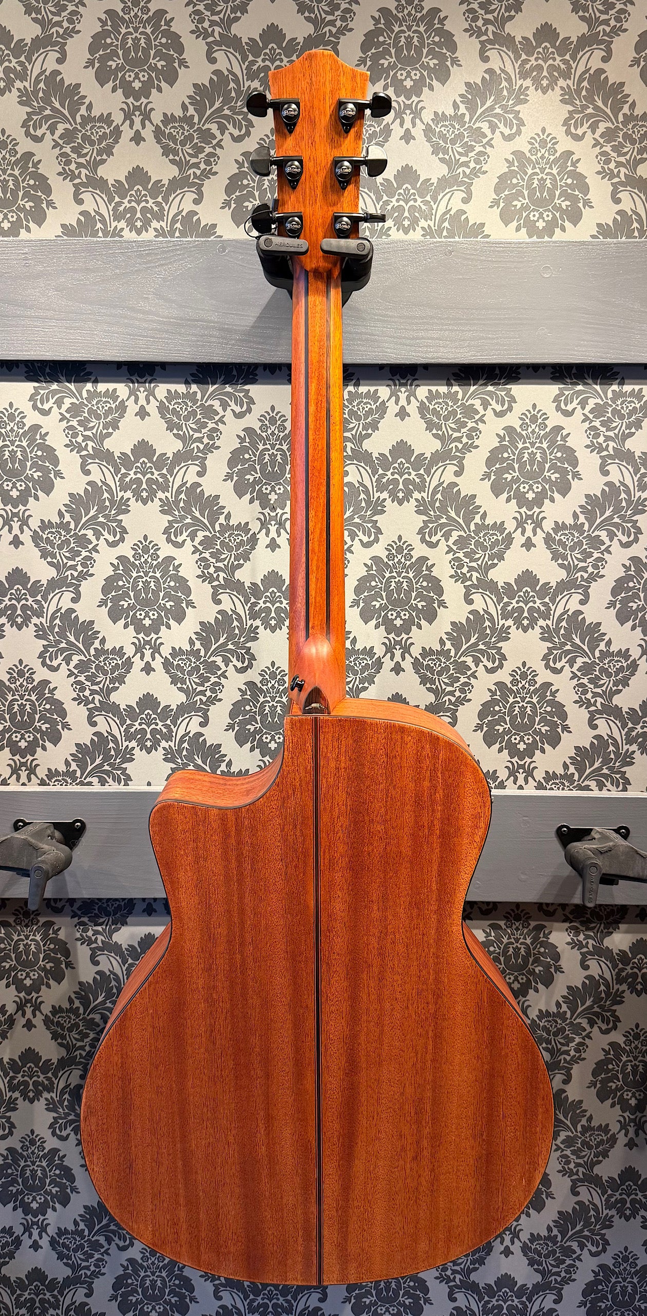 Bromo BAT-2M CE Tahoma Mahogany