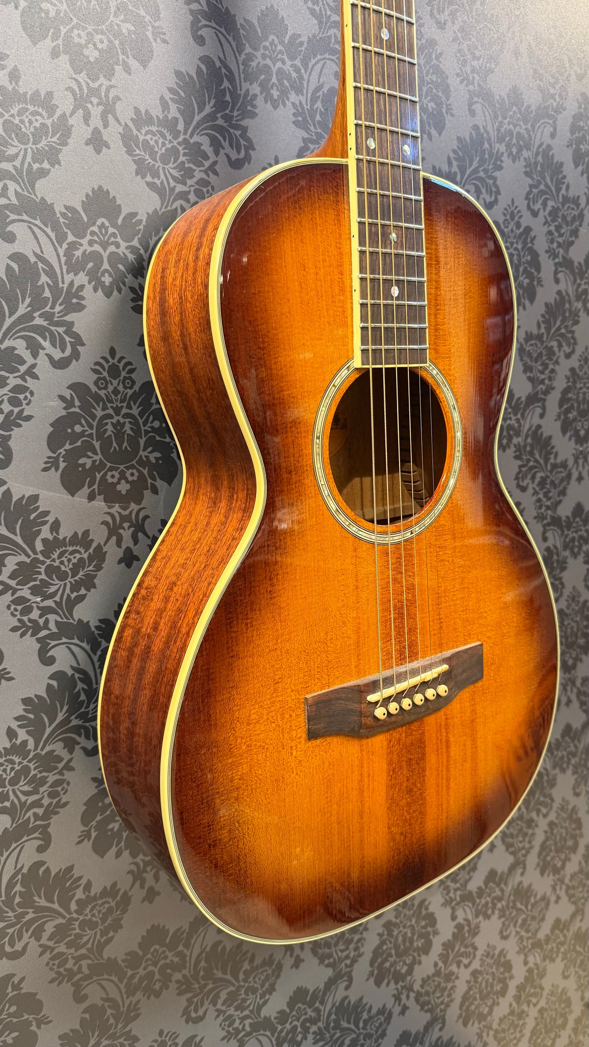 Crafter PLT-8 SP/VTG Parlour Guitar + bag (occasion)