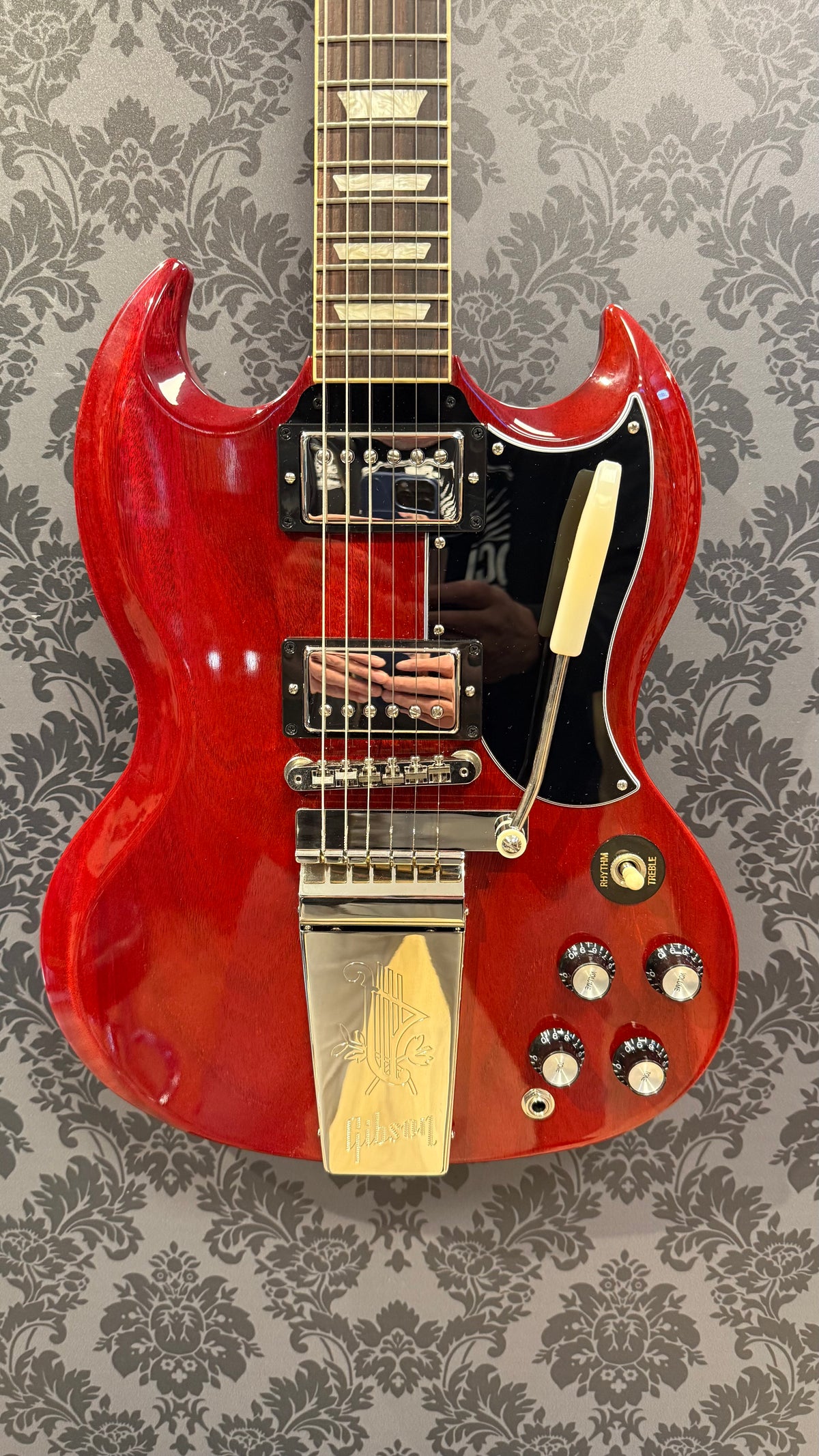 Gibson SG 61 Standard Maestro VC + Case (occasion)