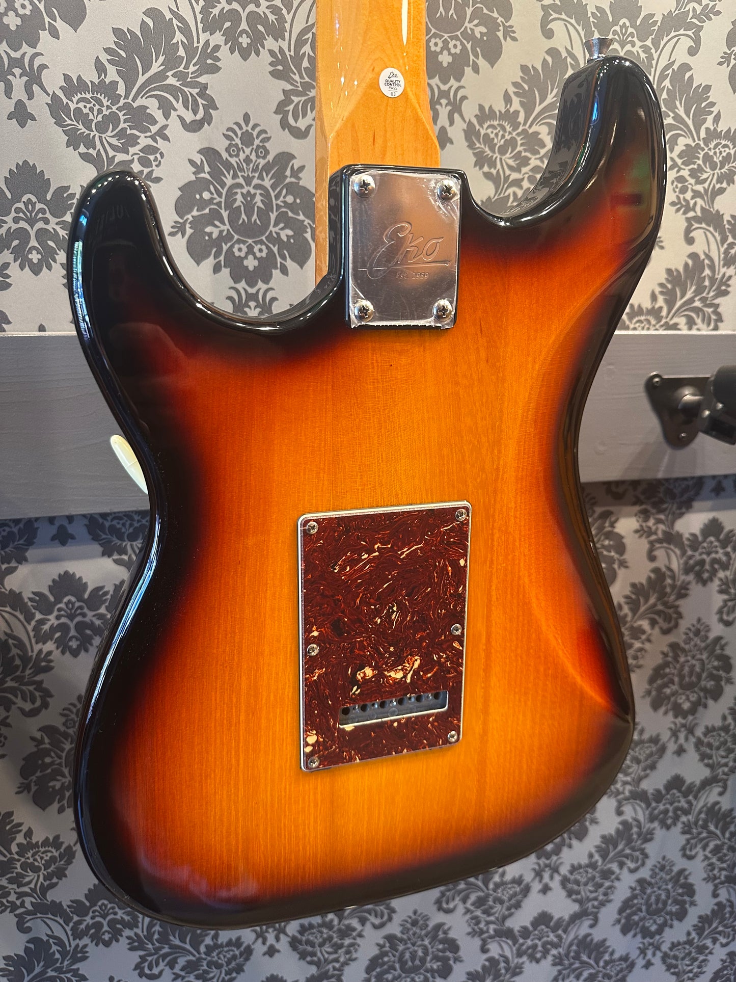 EKO ST-401-SB Sunburst