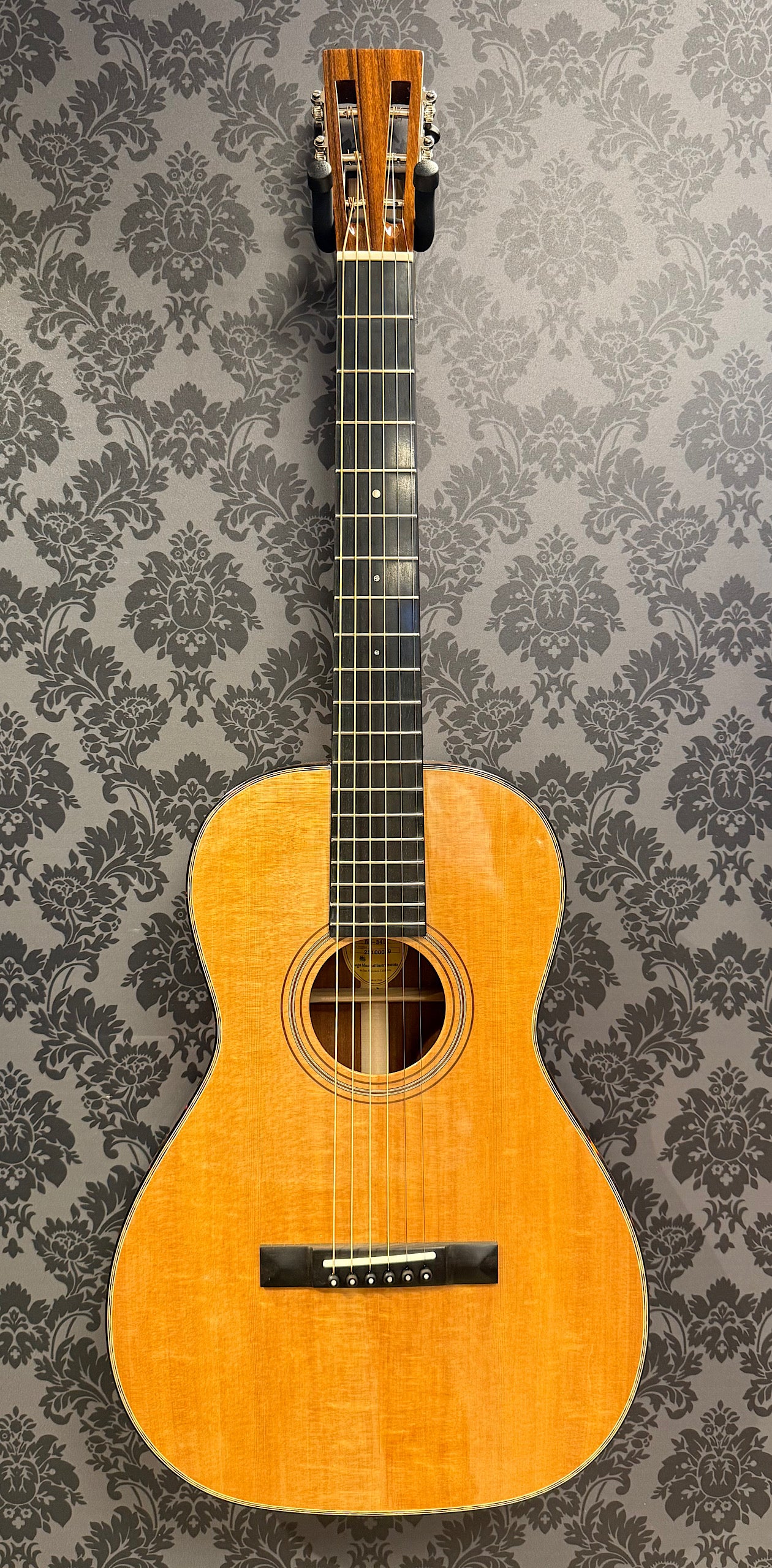 Blueridge BR-341 Historic Series Parlor Guitar