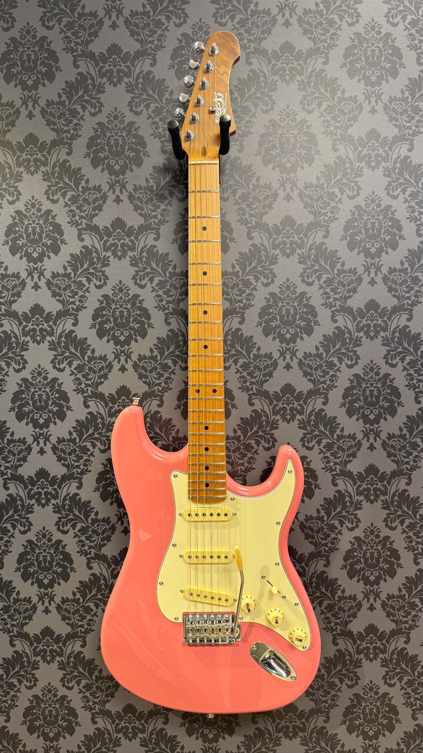 JET Guitars JS-300 Burgundy Pink