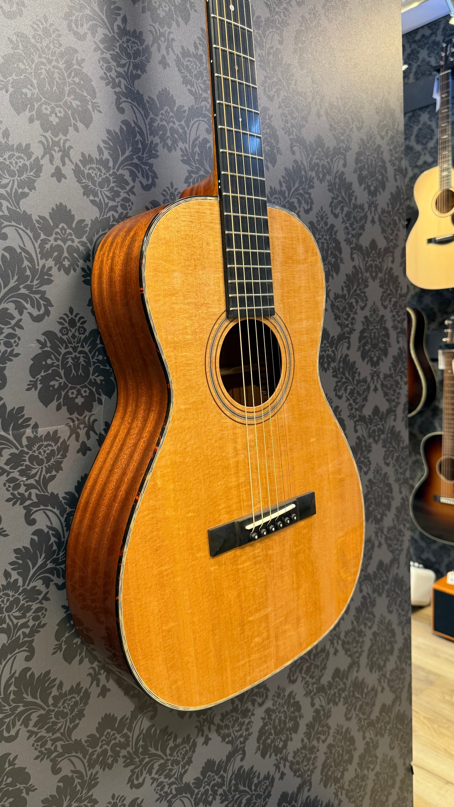 Blueridge BR-341 Historic Series Parlor Guitar