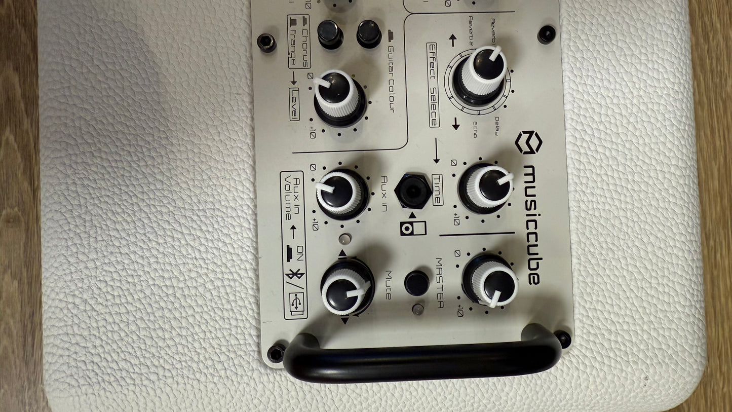 Music Cube MA-60 III White