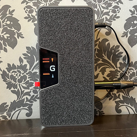 Hotone SP-30T multifunctional tuner pedal TUNER PRESS