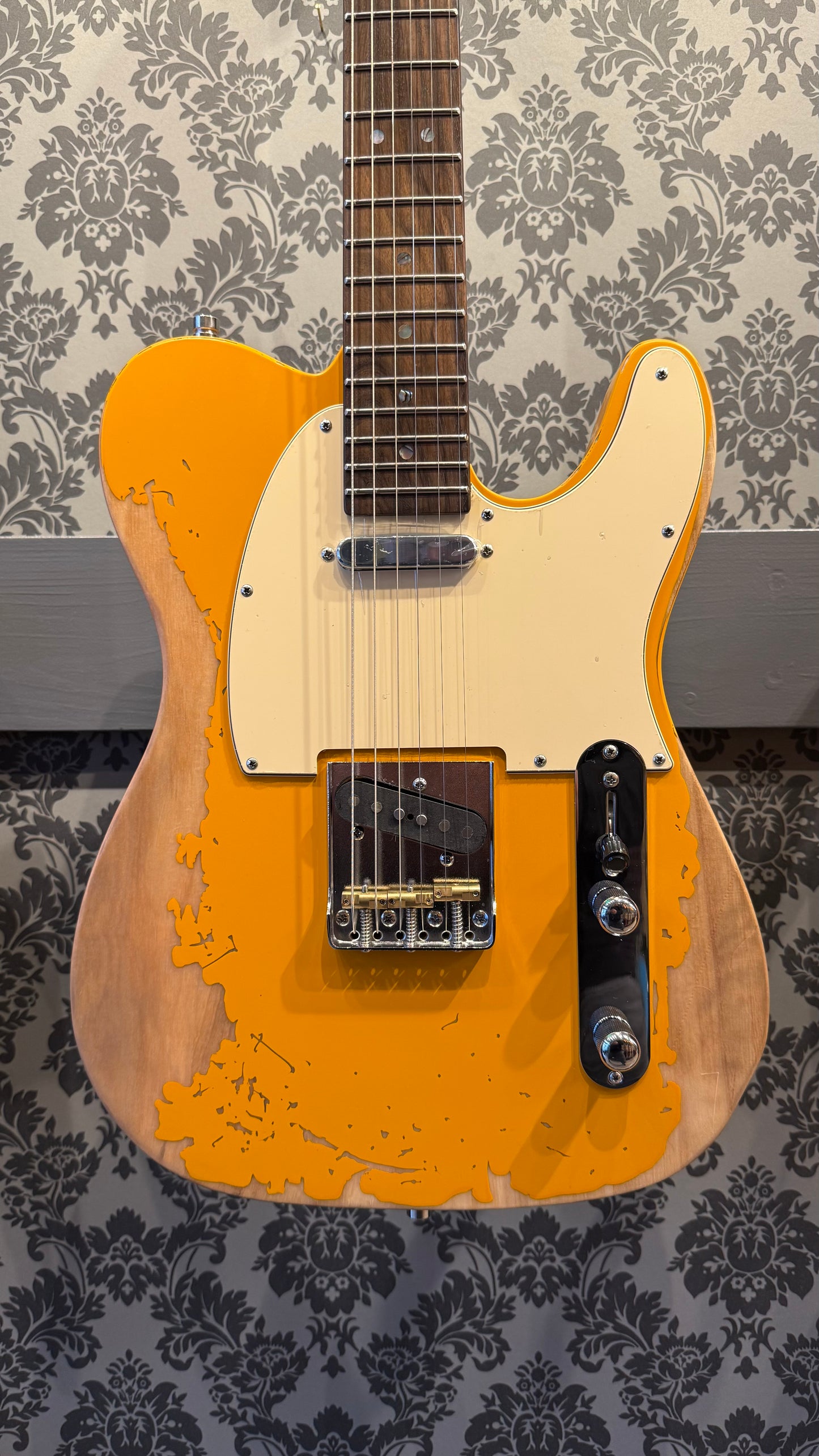 Henry's TL-1 Space The Comet Yellow Relic incl. bag