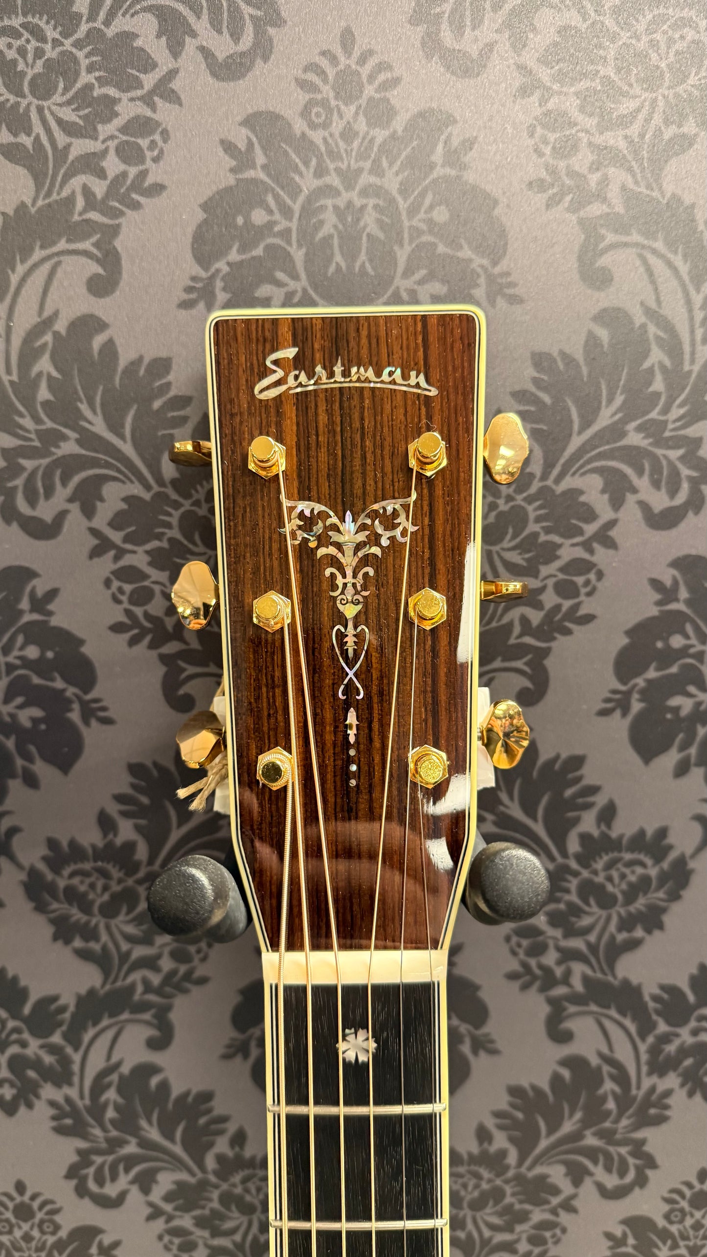 Eastman E40D-TC-Sunburst incl.case (B-stock)