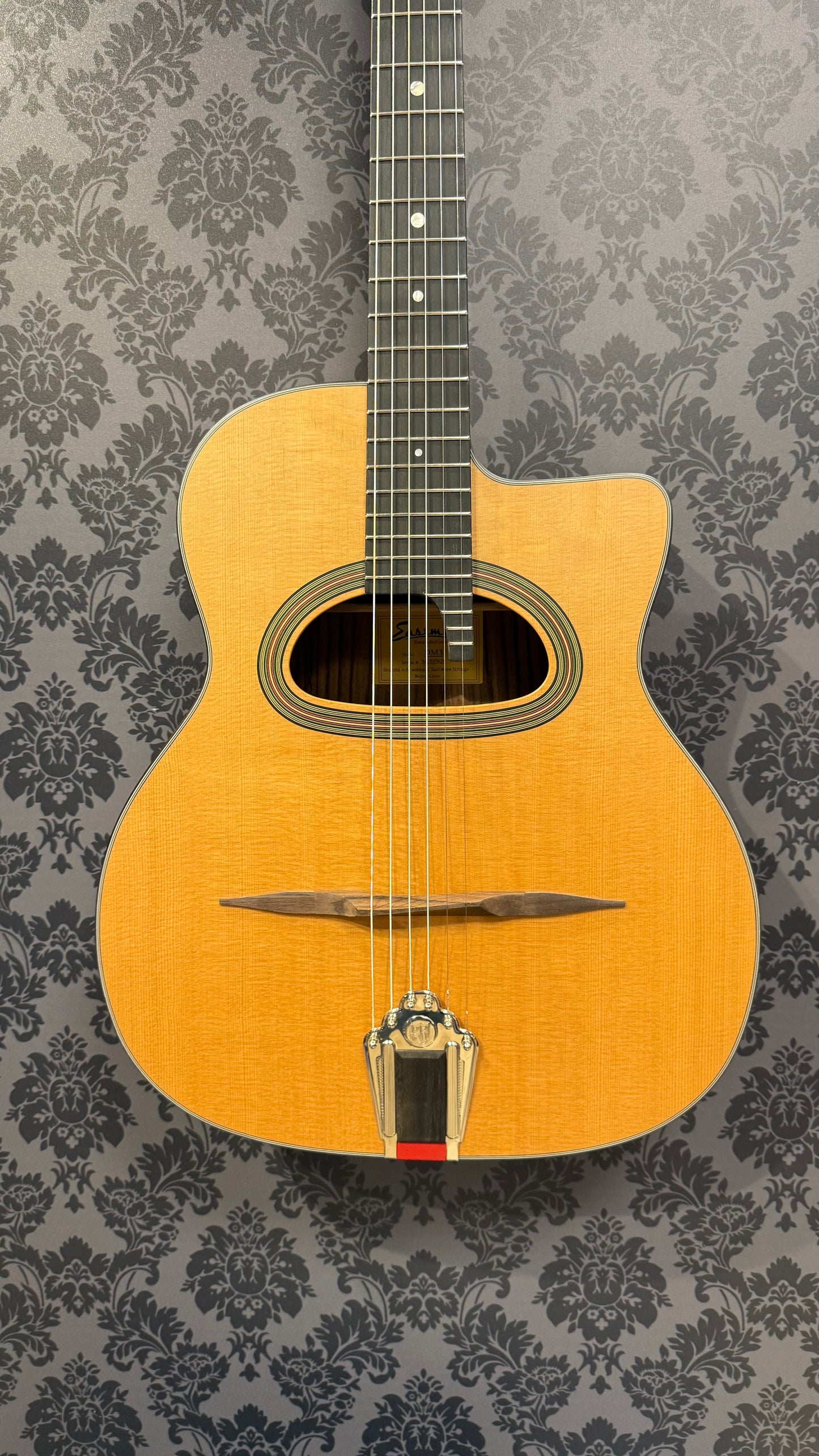 Eastman DM3 Gypsy Jazz Grande Bouche incl.bag