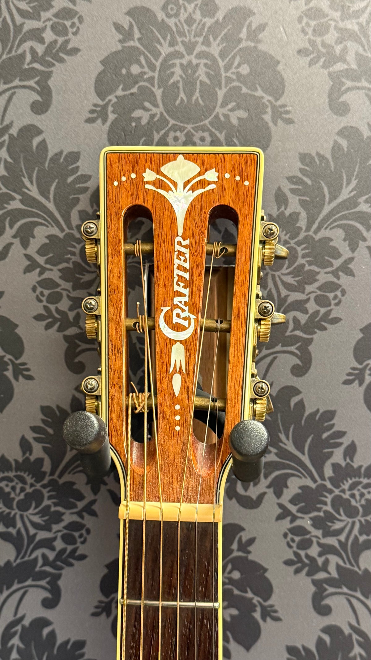 Crafter PLT-8 SP/VTG Parlour Guitar + bag (occasion)