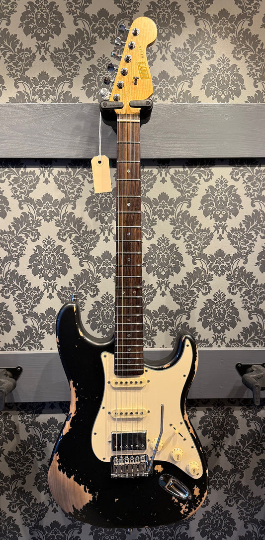 Henry's ST-1 Mamba Black Relic incl.bag