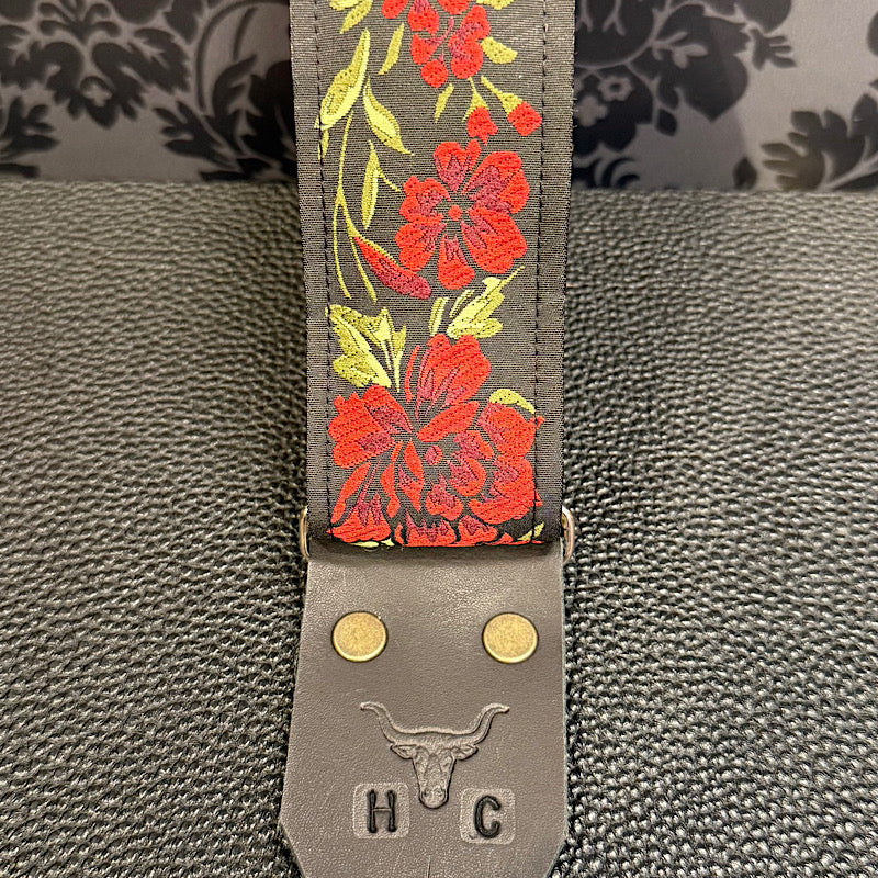 Holy Cow Retrolook Black ‘n Roses