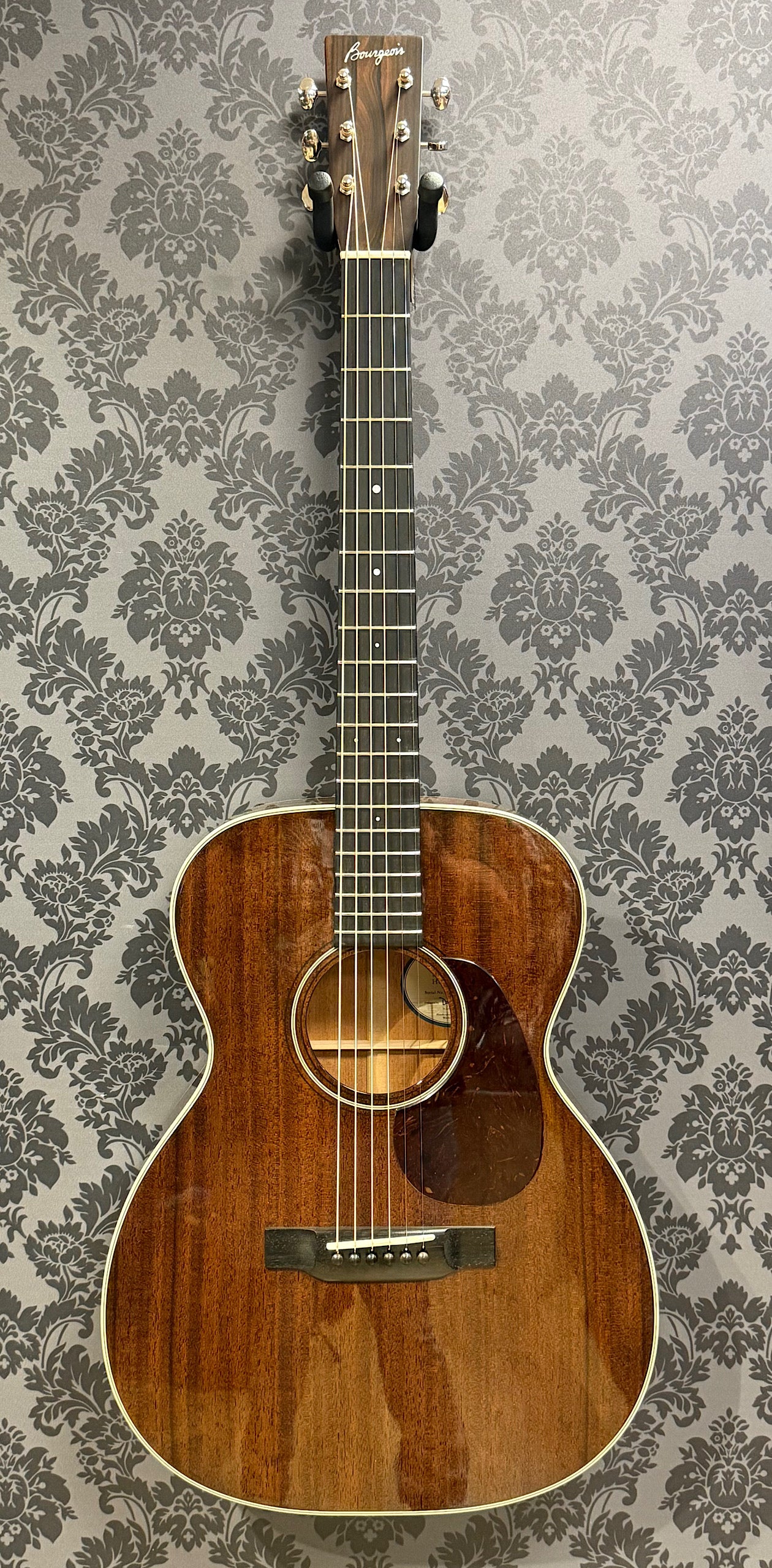 Bourgeois Down East 00-14 Hog Top+case