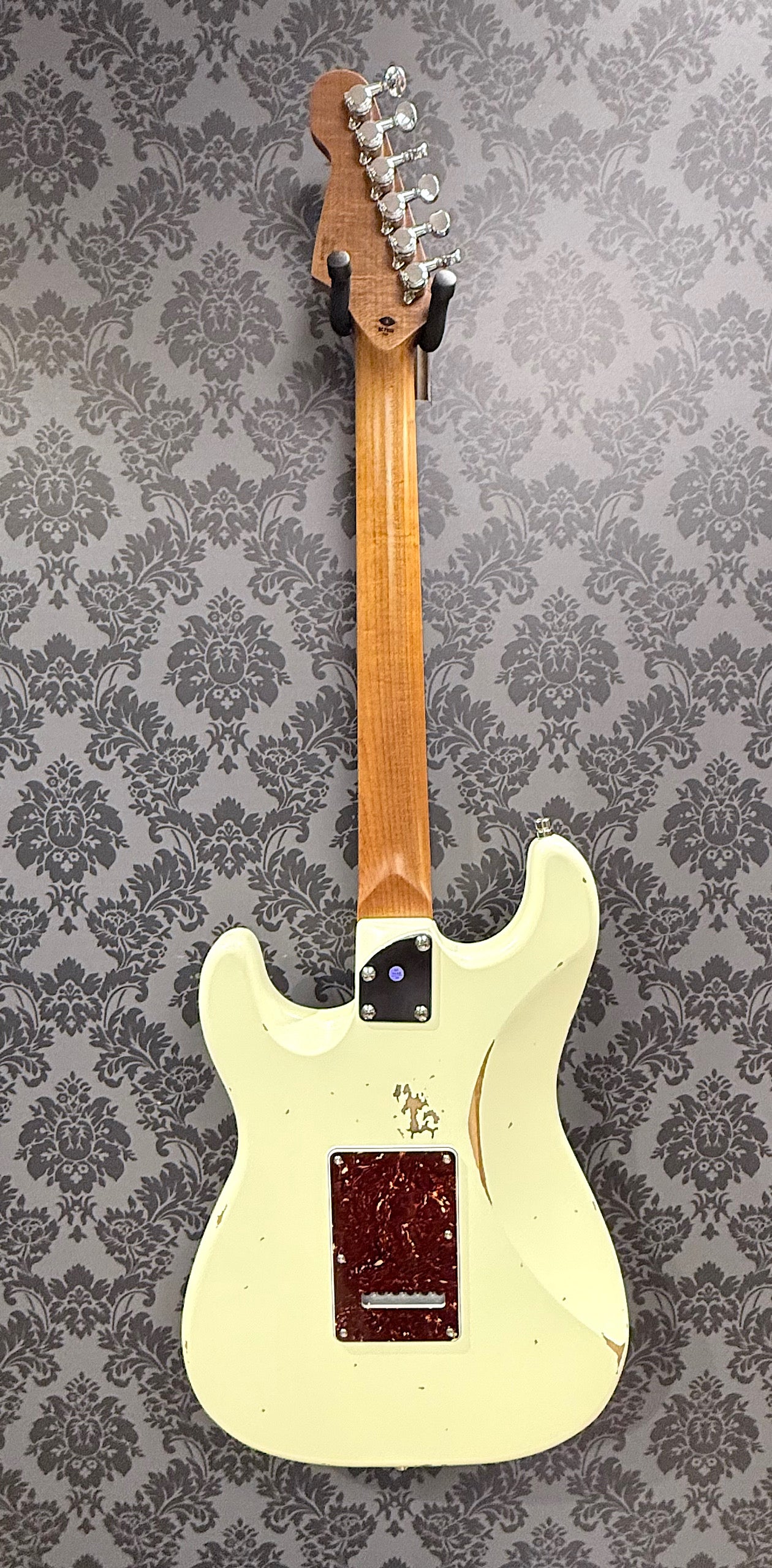 Patina Guitars PS-6 S-Type Electric Guitar in Olympic White Relic