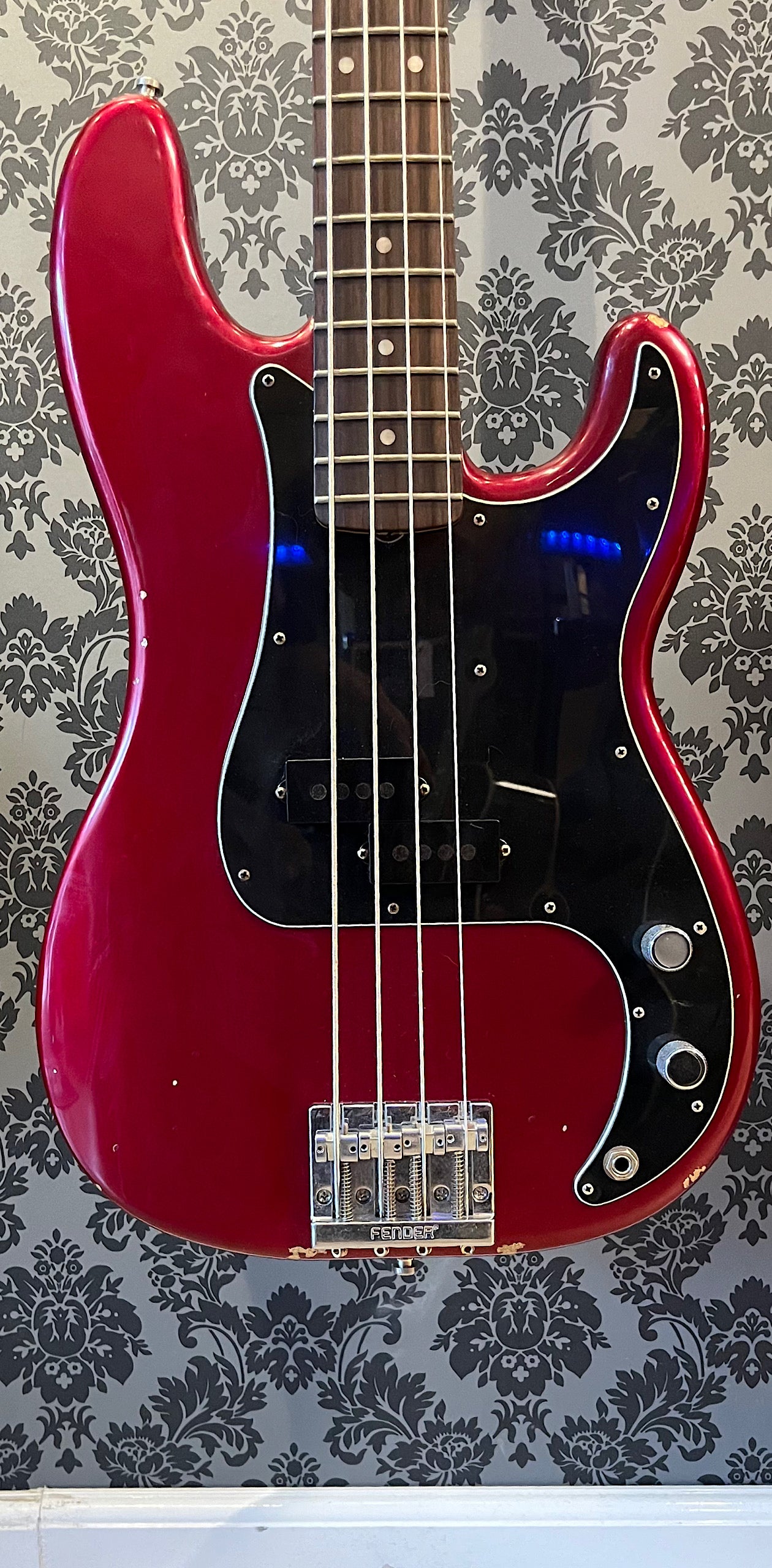 Fender Nate Mendel precision bass CAR incl.bag (occasion)